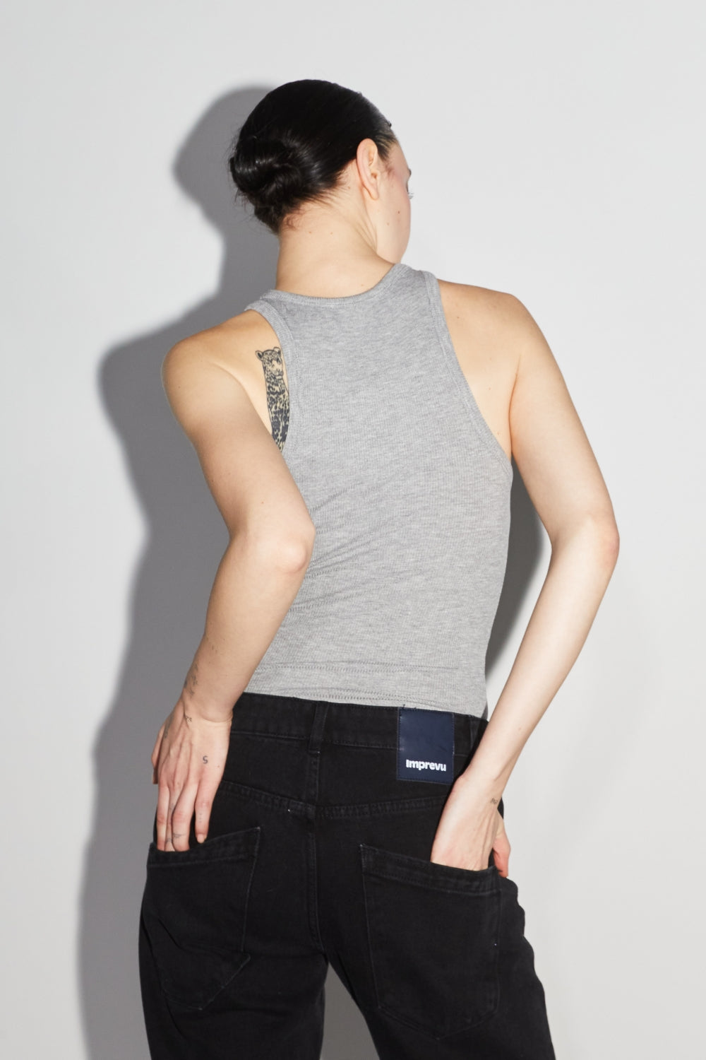 Top gris Theo
