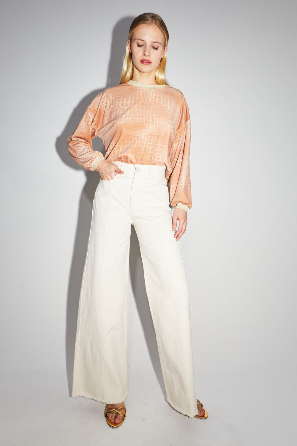 Swiggy Natural Palazzo Jeans - White