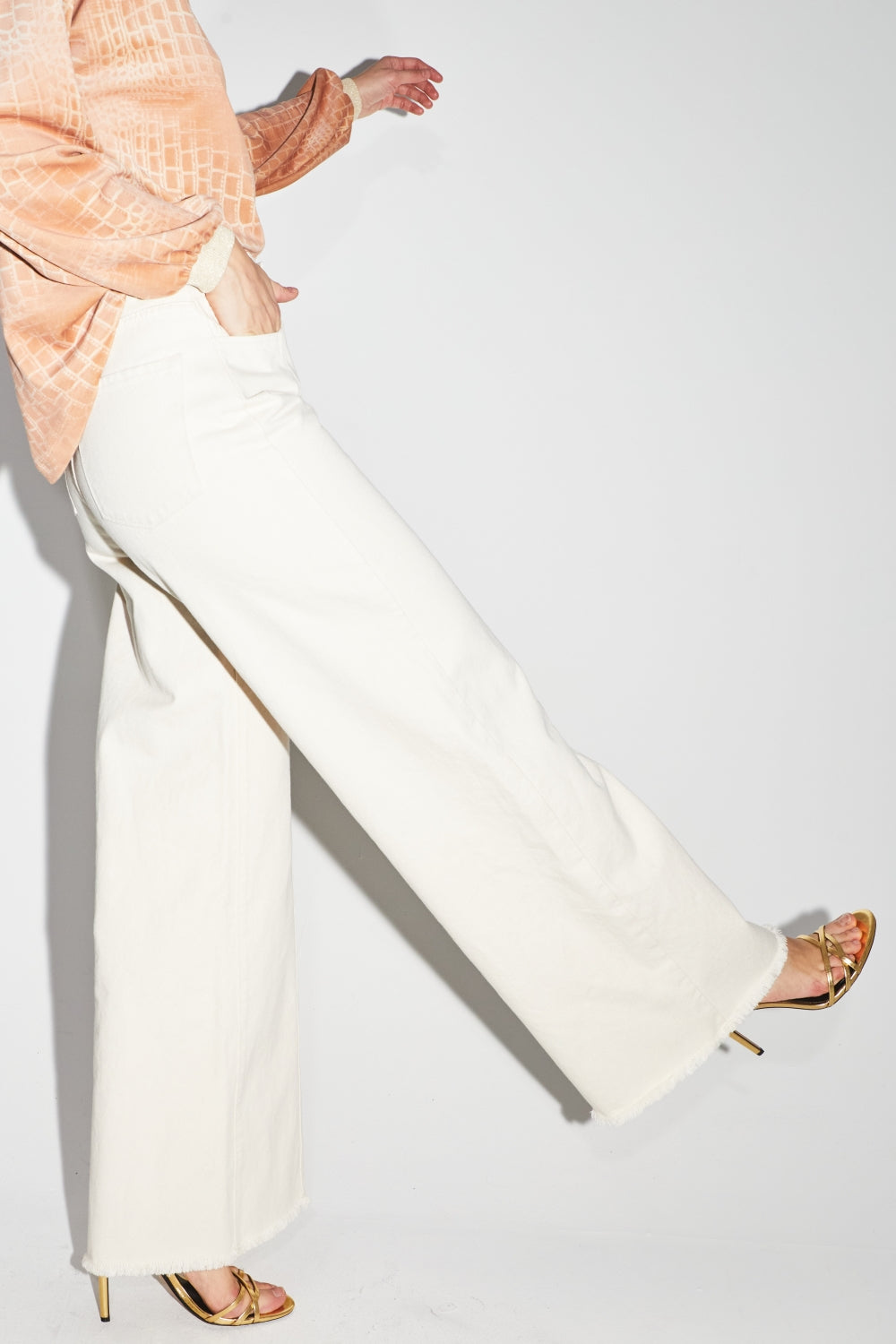 Swiggy Natural Palazzo Jeans - White