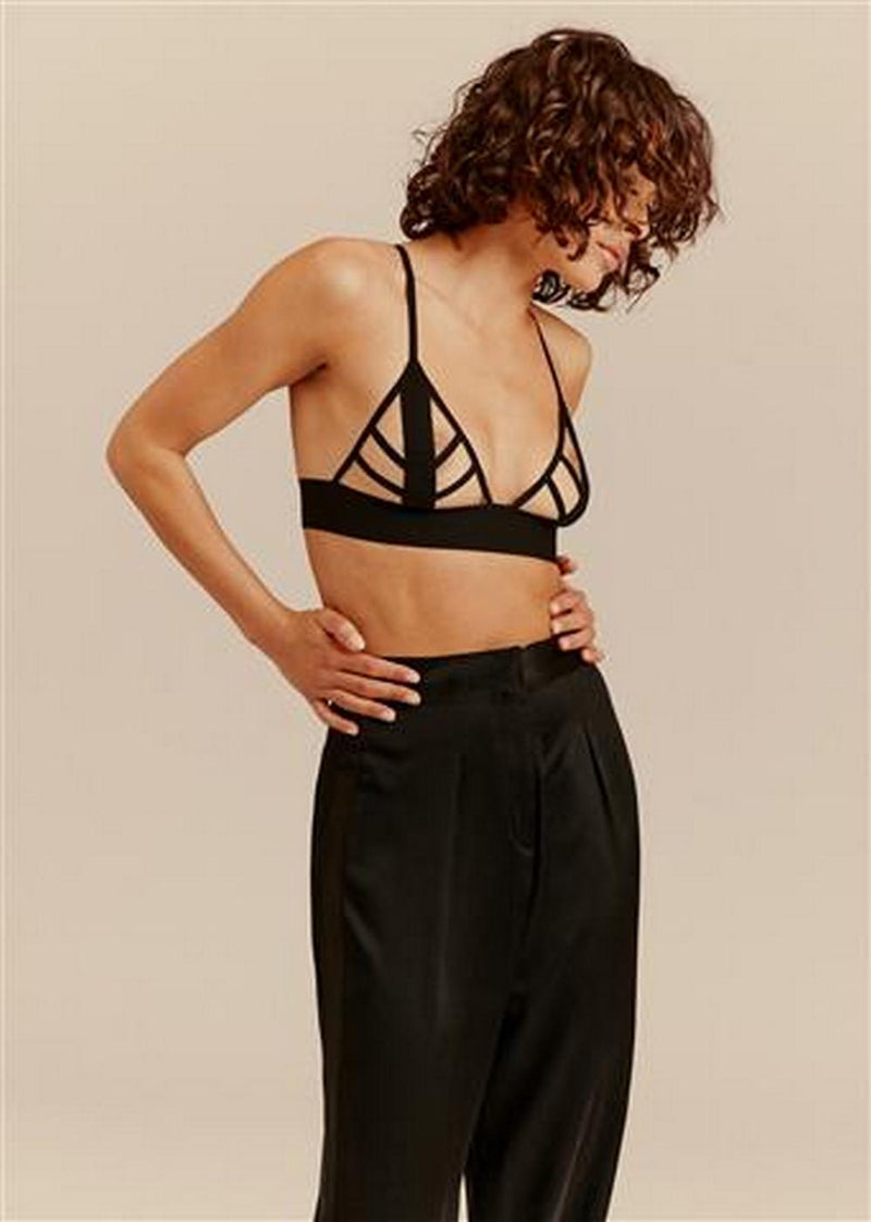 Triangle Dark Shadow - Black