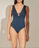 Une Piece Louise J. - Nightblue