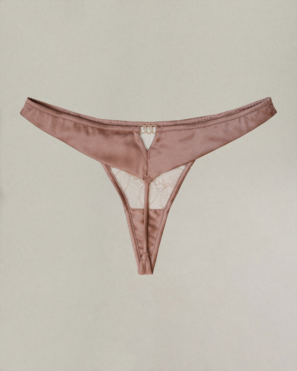 String Adorn - Sand