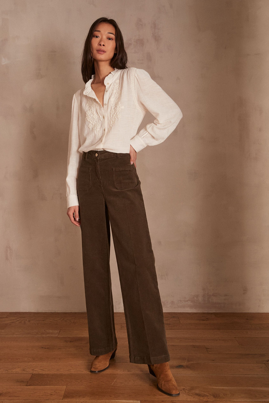 Luna Velvet Trousers - Khaki