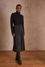 Telara Pleated Fluid - Khaki
