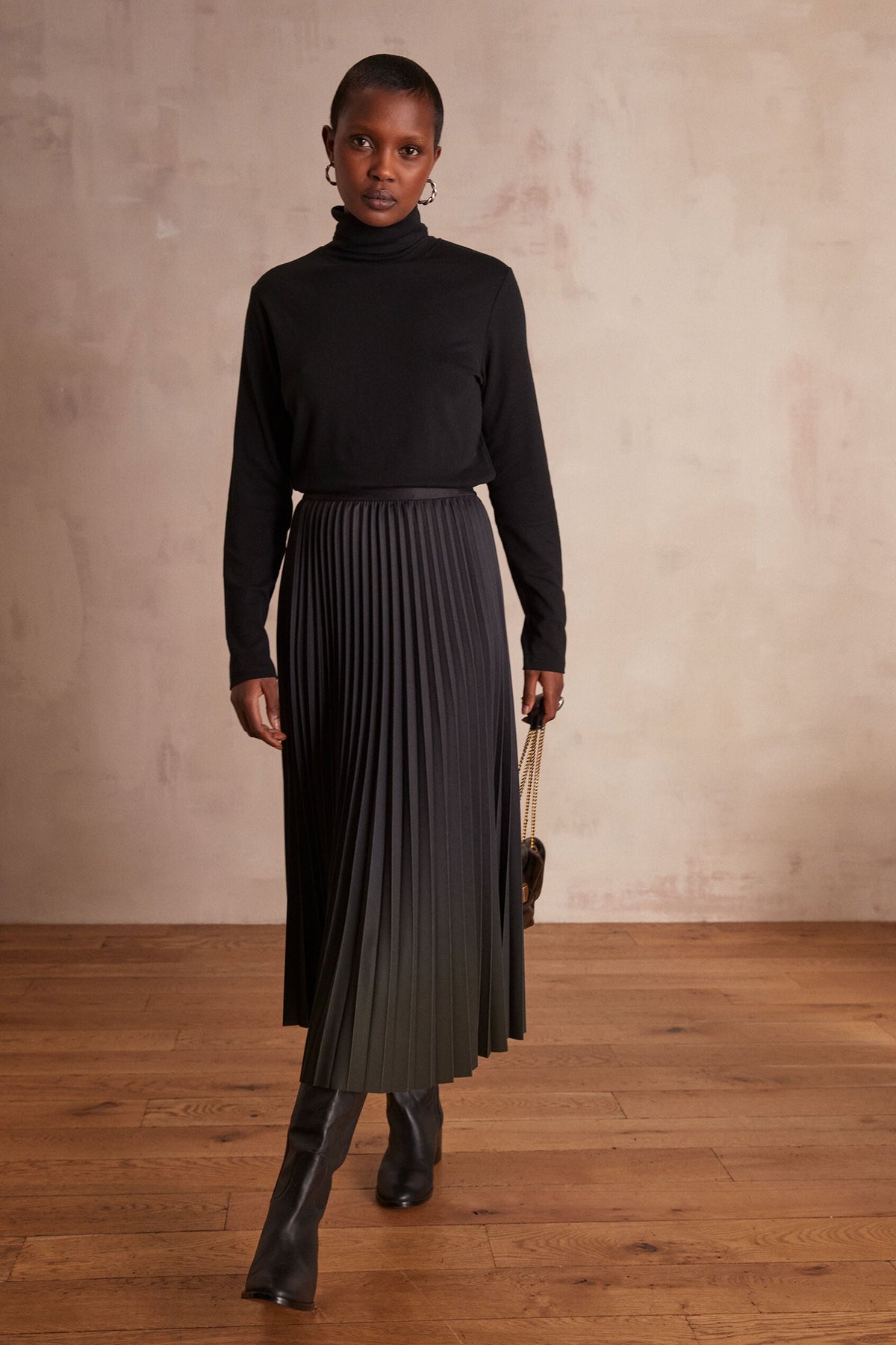 Telara Pleated Fluid - Khaki