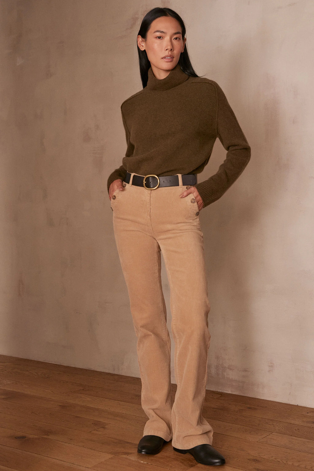 Ninon Velvet Trousers - Beige
