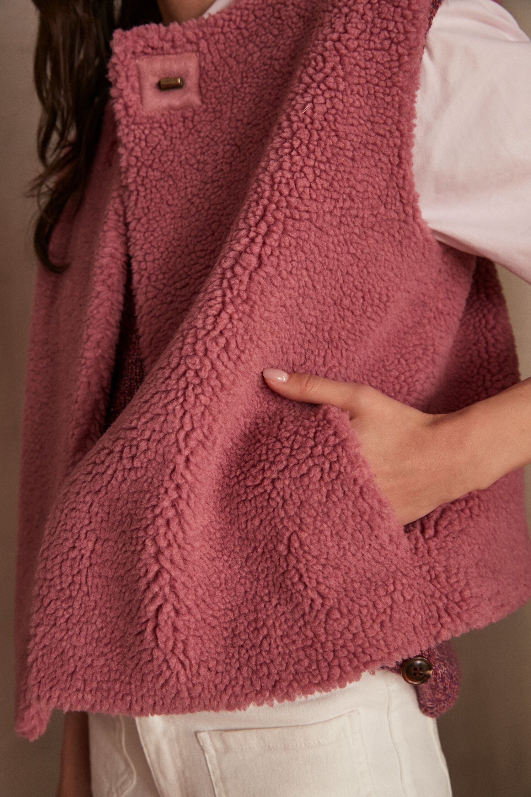 Sharon Bouclé Cardigan - Dark Pink