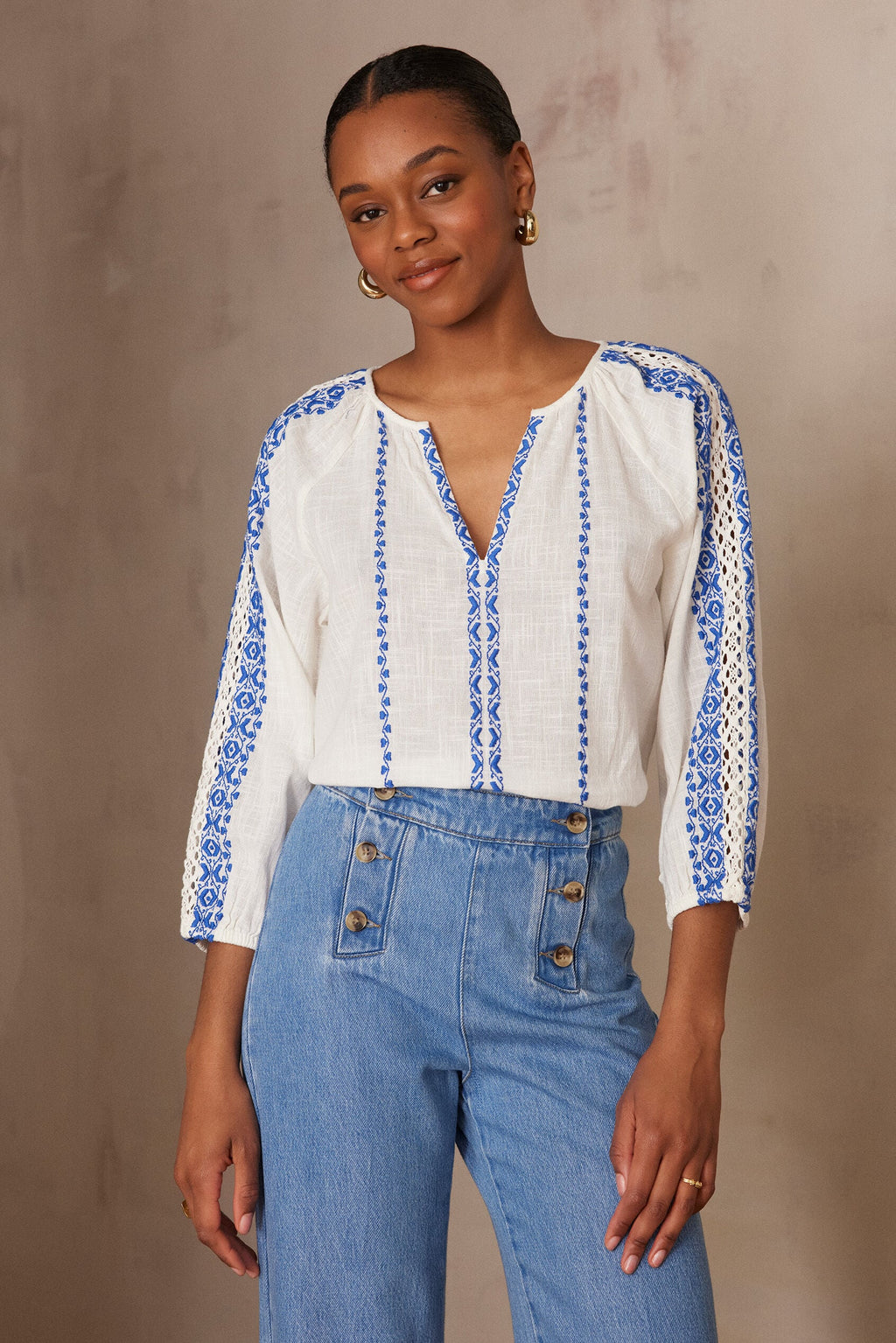Pency Embroidered Blouse - Ecru