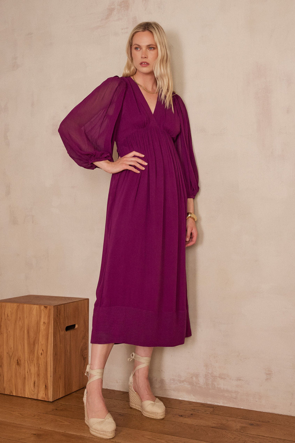 Fluid Livia - Dark Fuchsia