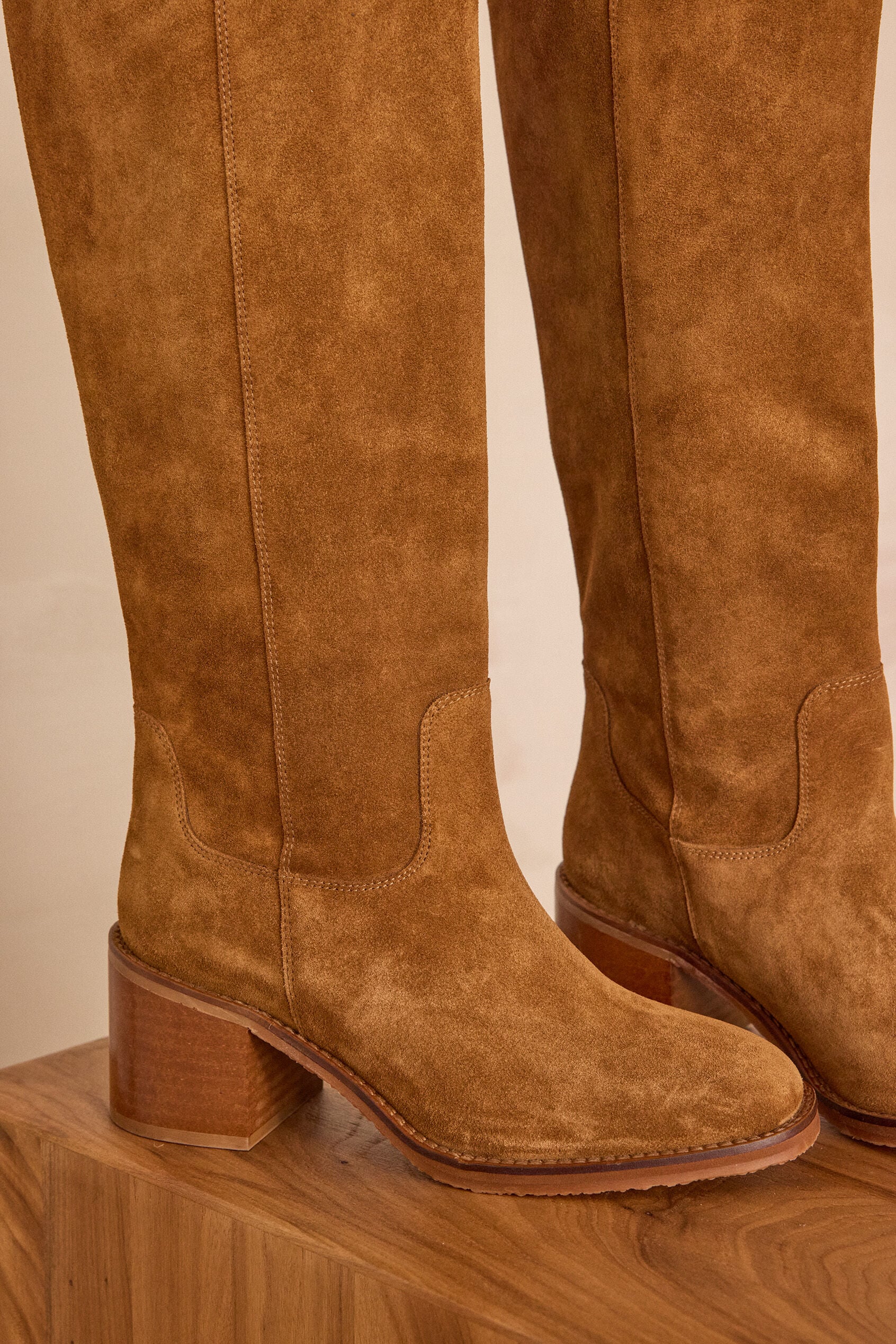 Victoria Boots - Light Camel