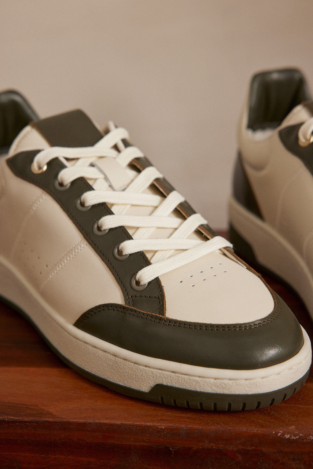 Velora Basket Trainers - Khaki