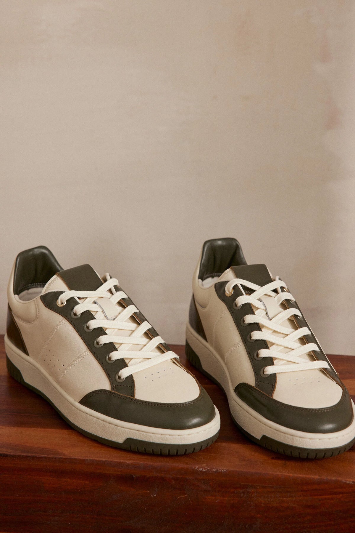Velora Basket Trainers - Khaki