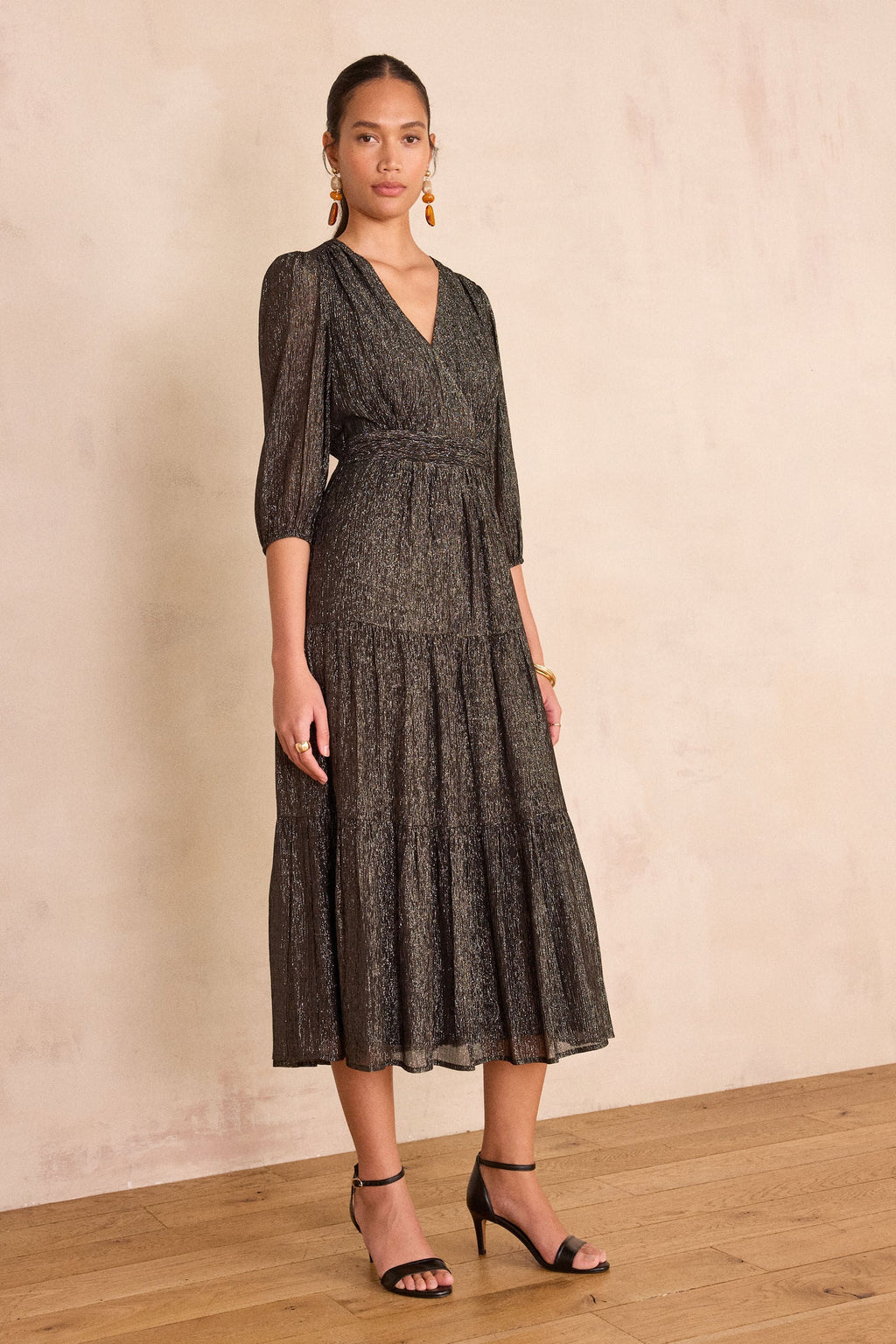 Loumia Flowing Foil - Black