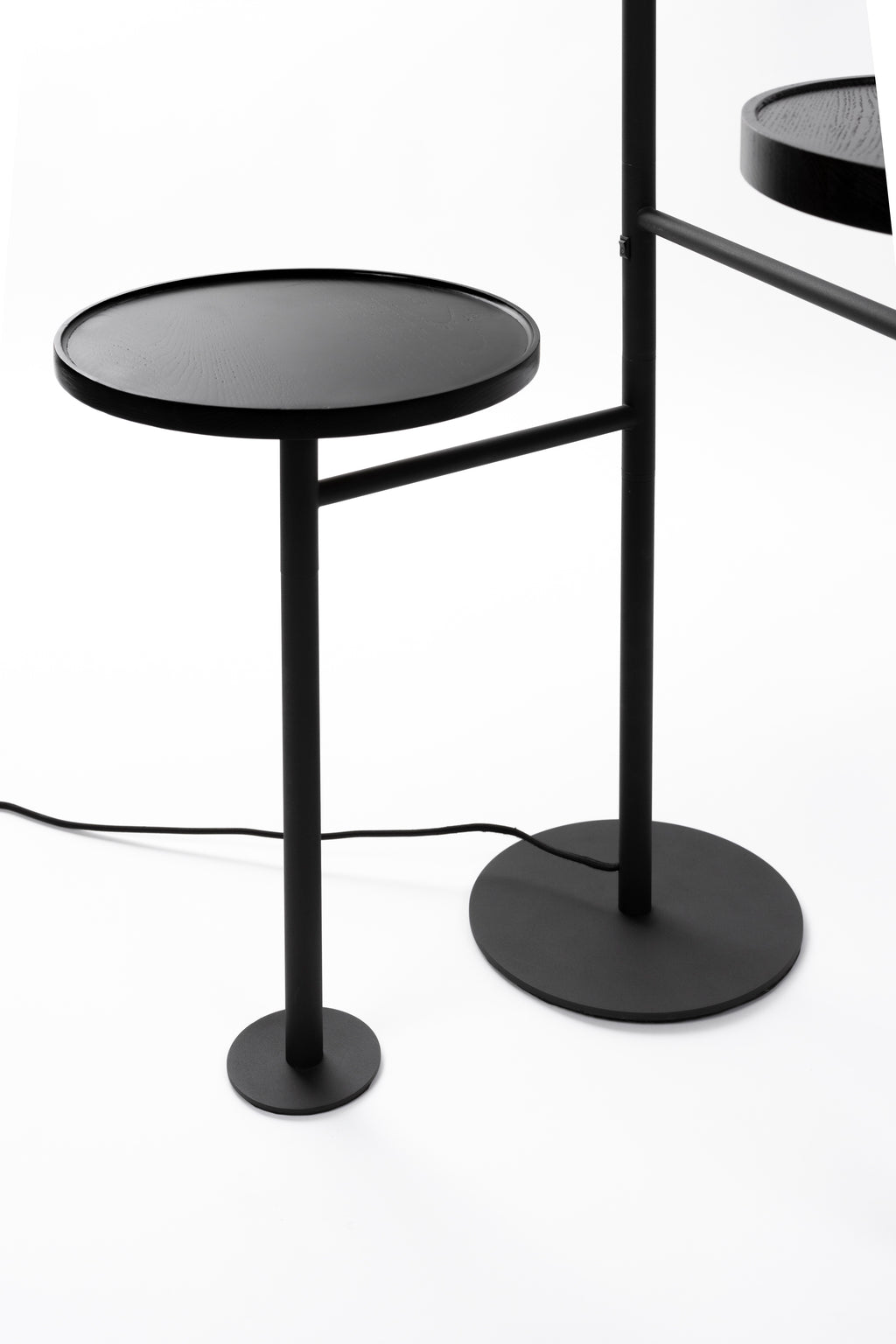 Orion Charge - Floor Lamp - Glass - Black