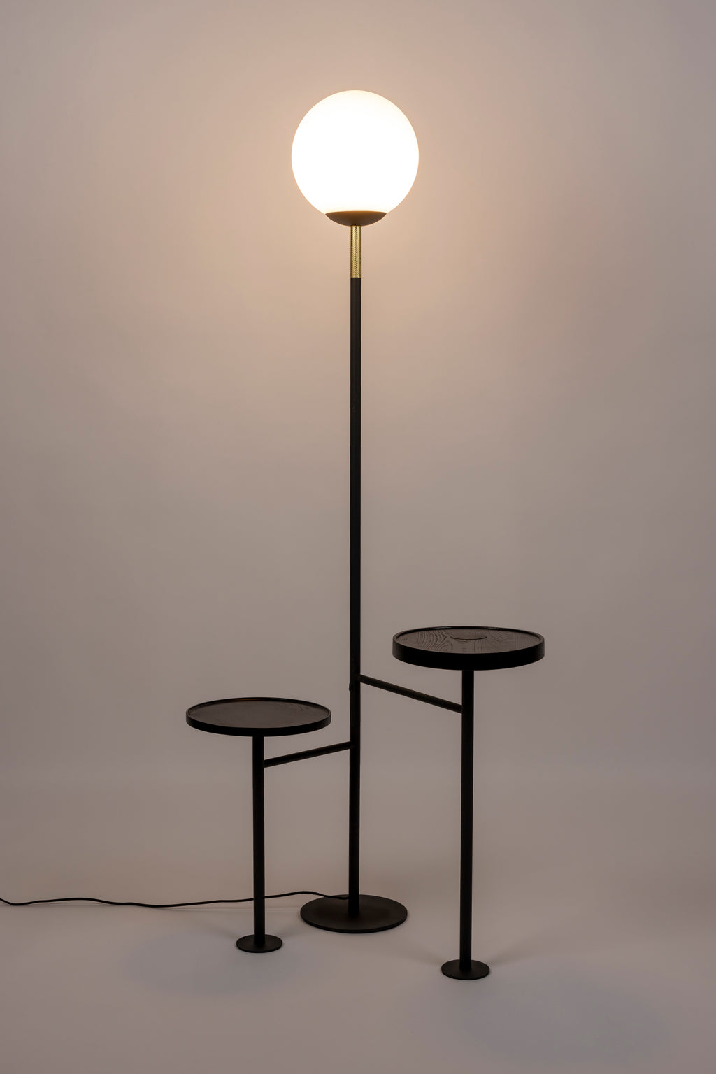 Orion Charge - Floor Lamp - Glass - Black