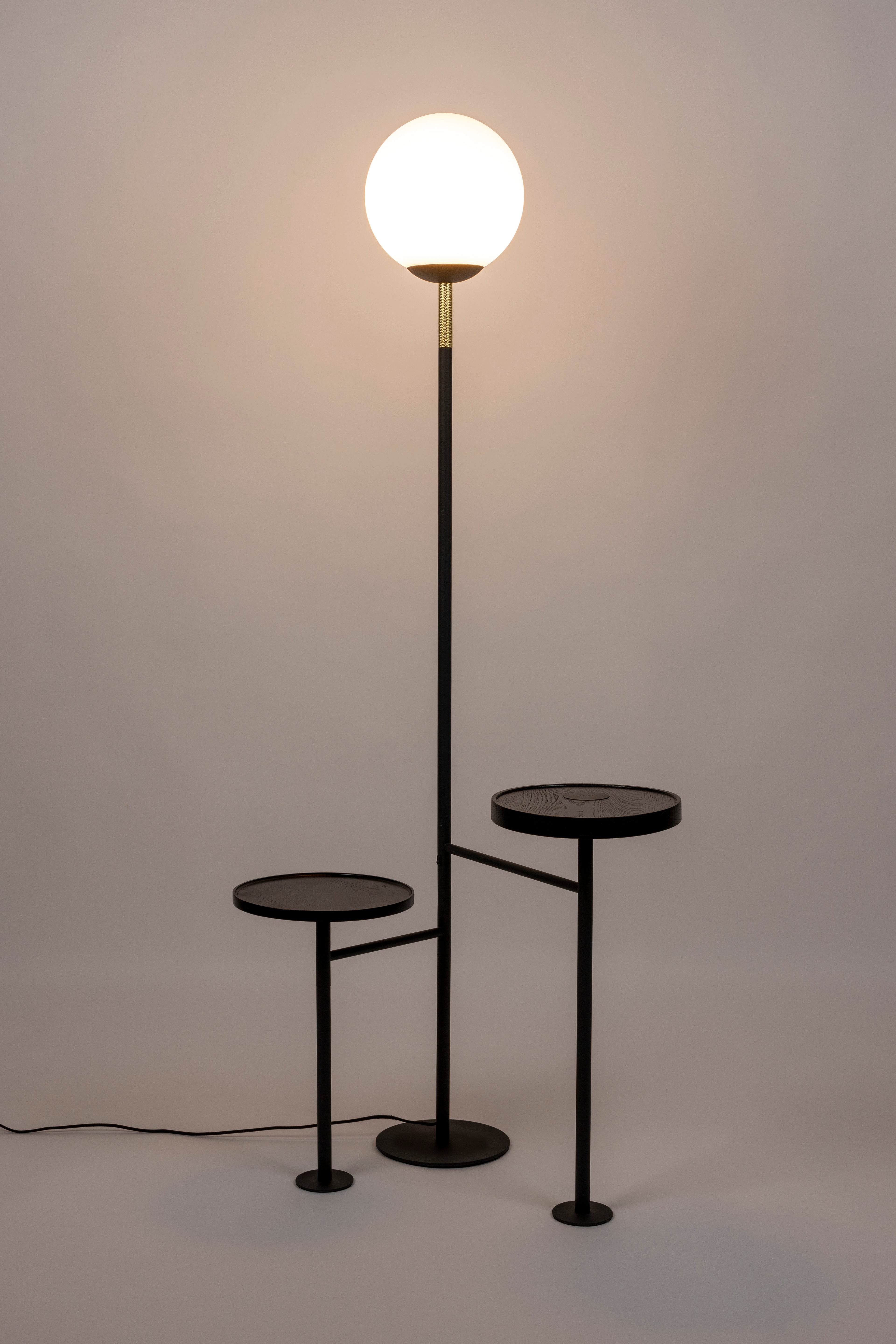Orion Charge - Floor Lamp - Glass - Black