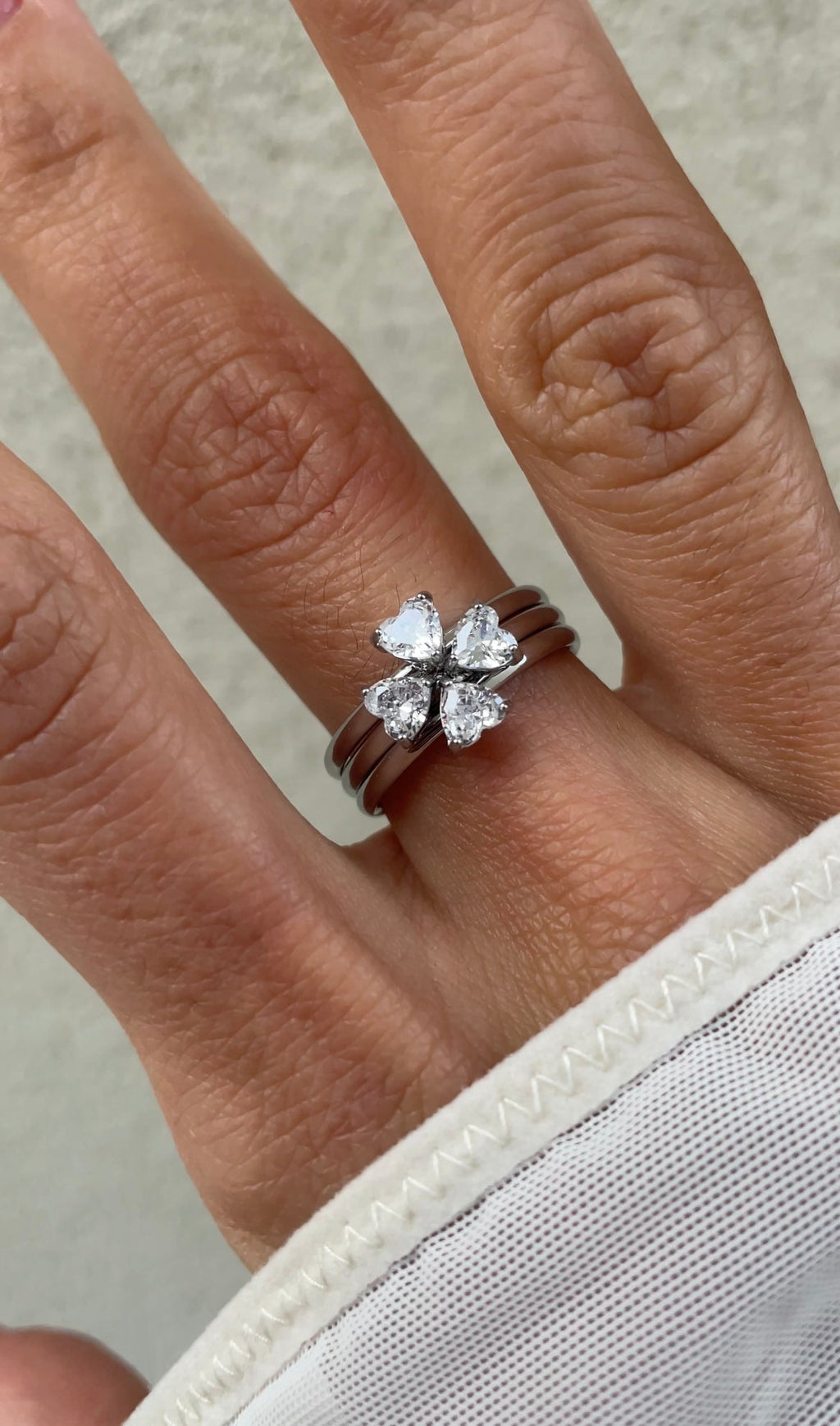 Clover Ring