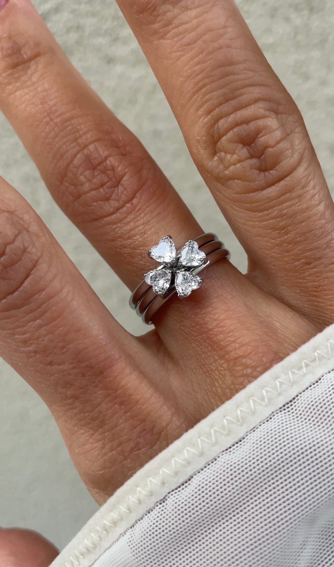 Clover Ring