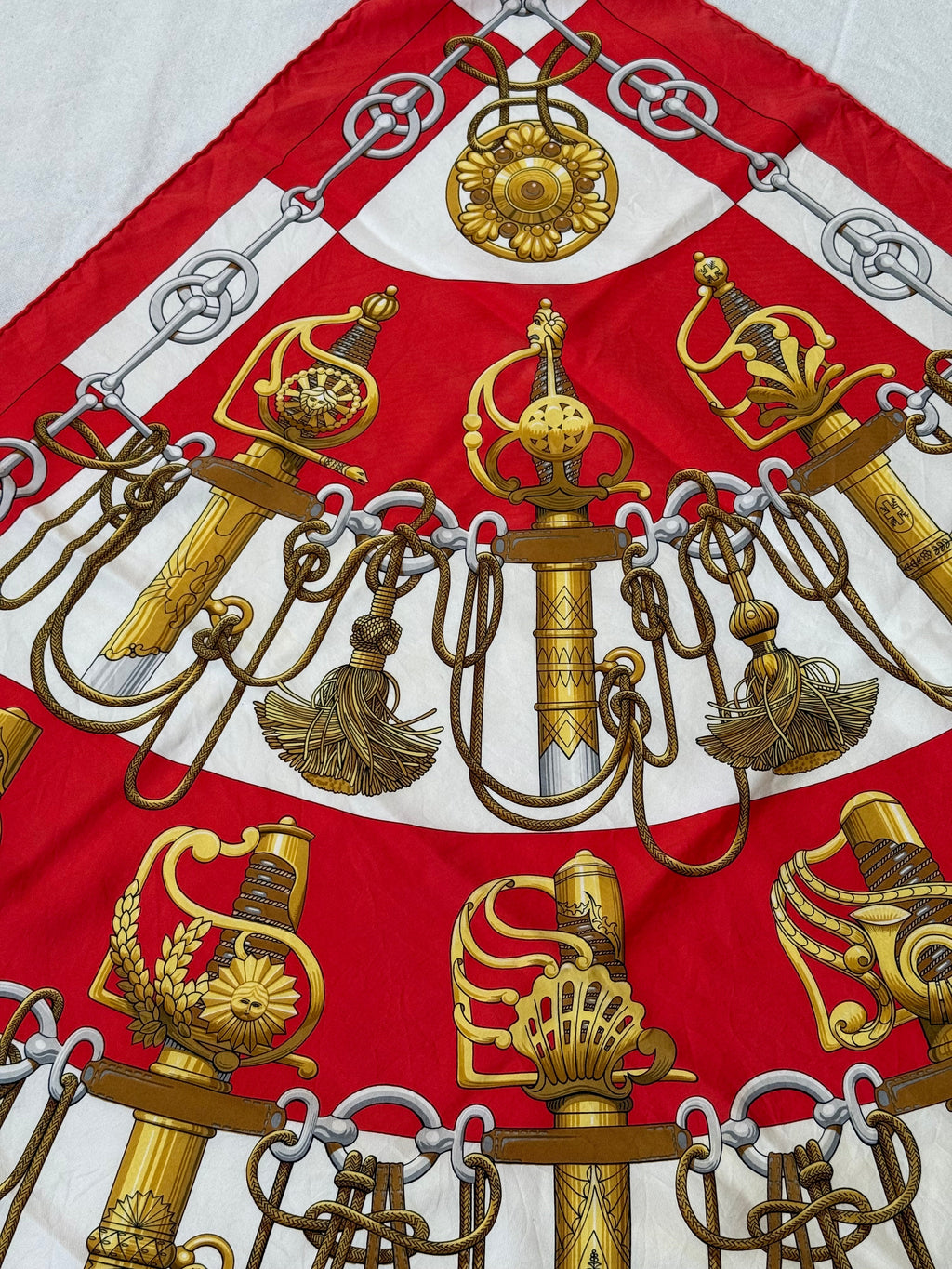 Foulard Hermès – Modèle Cliquetis