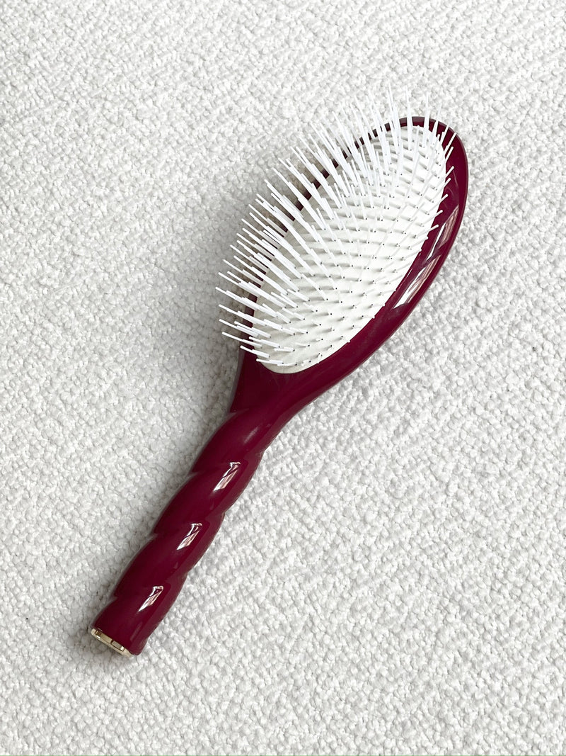 N.07 La Brosse Démêlante & Stimulante L'Intense Rouge Cerise