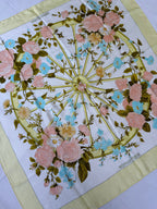 Foulard Hermès – Modèle Romantique