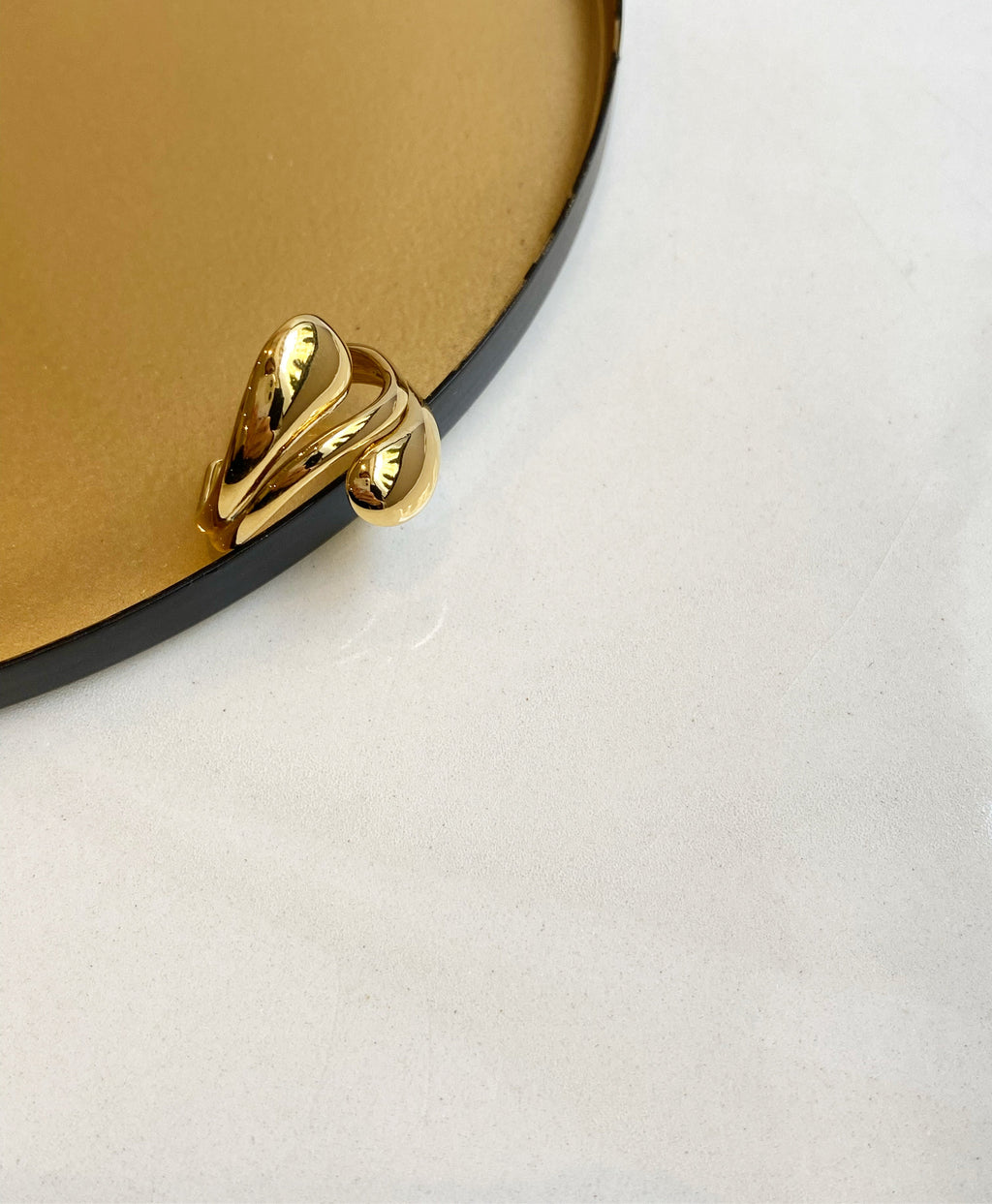 Anillo Simone