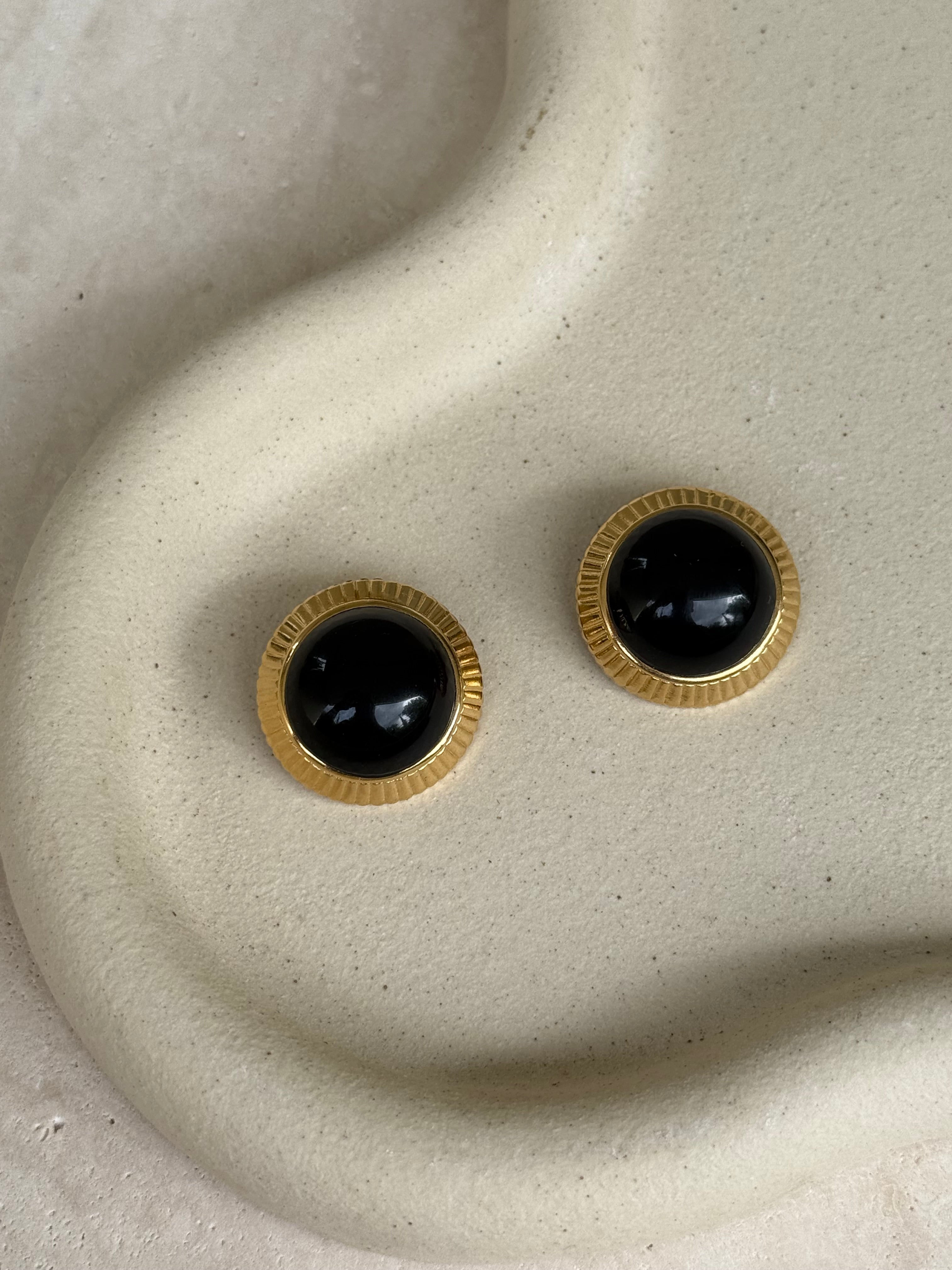 Nina Ricci - Vintage Earrings - Round And Black Cabochons