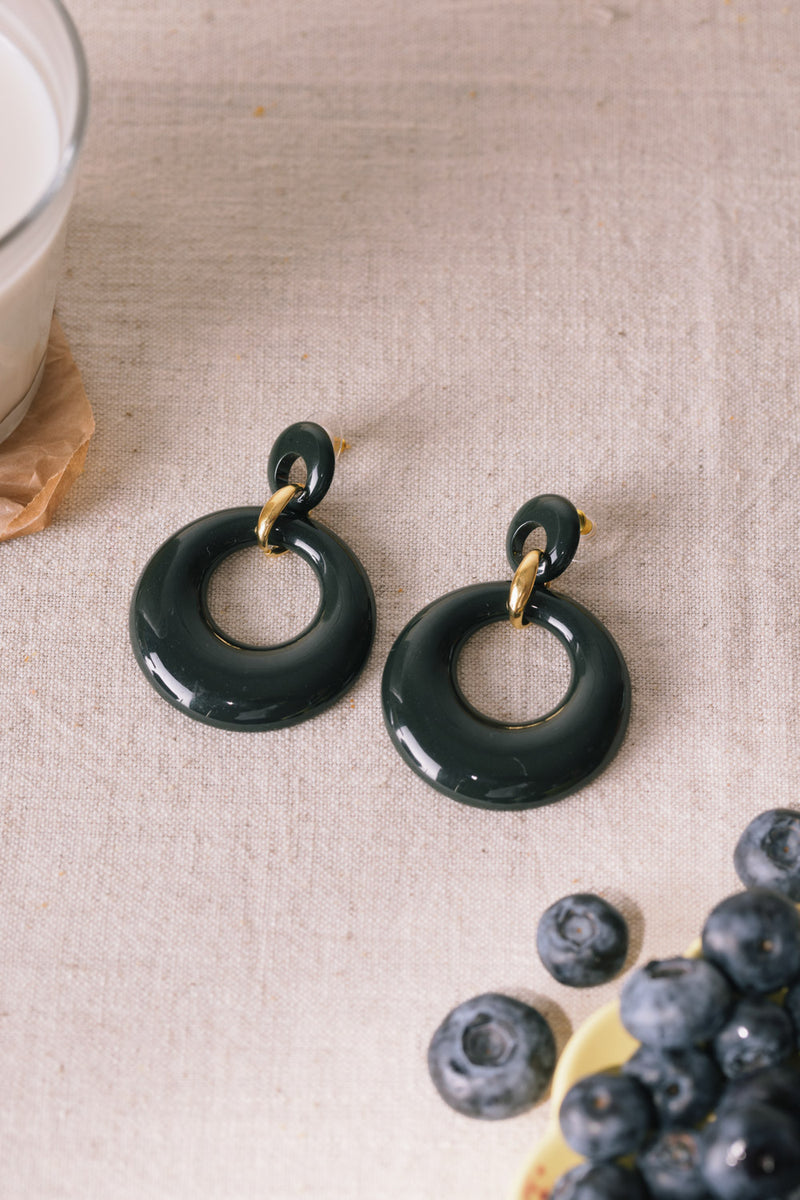 Paule Earrings - Pickle