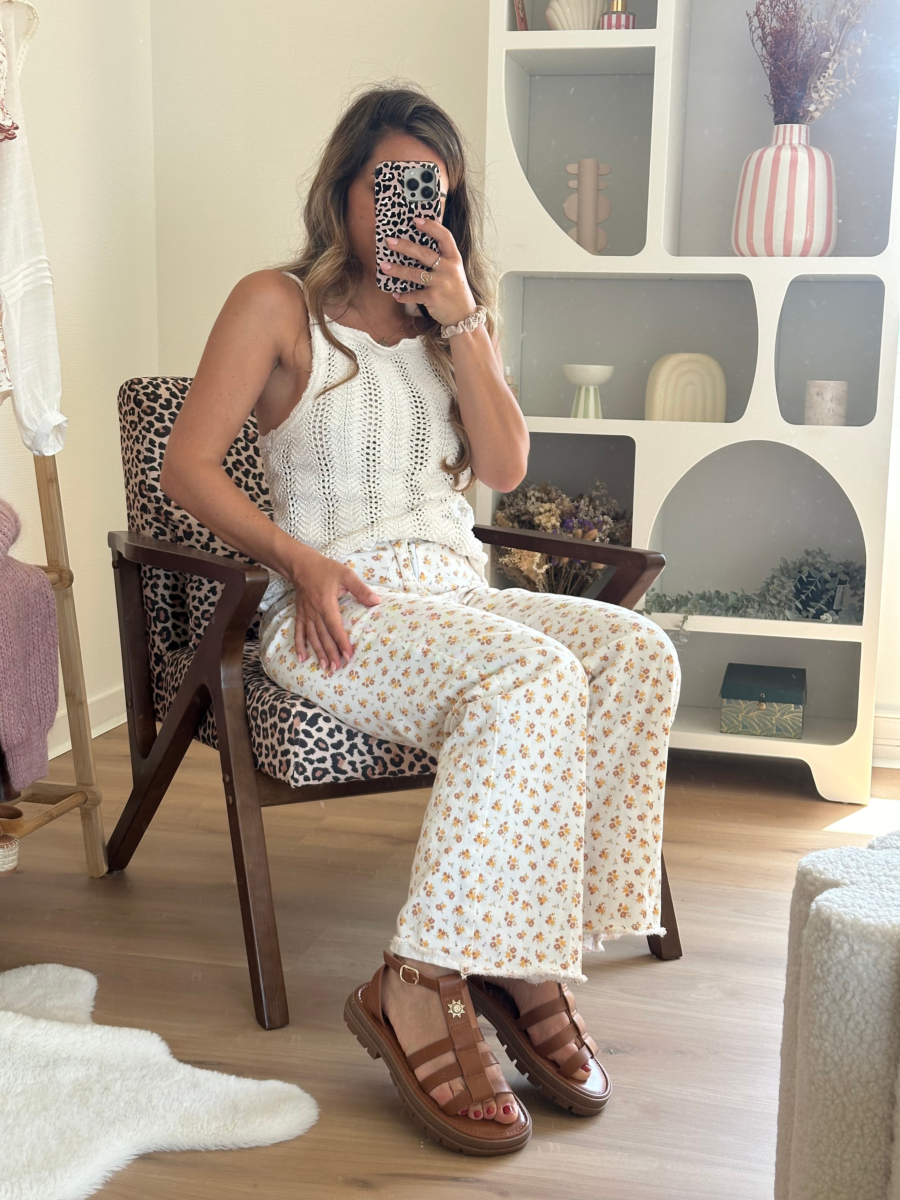 Sandalias Planas Amalia Camel