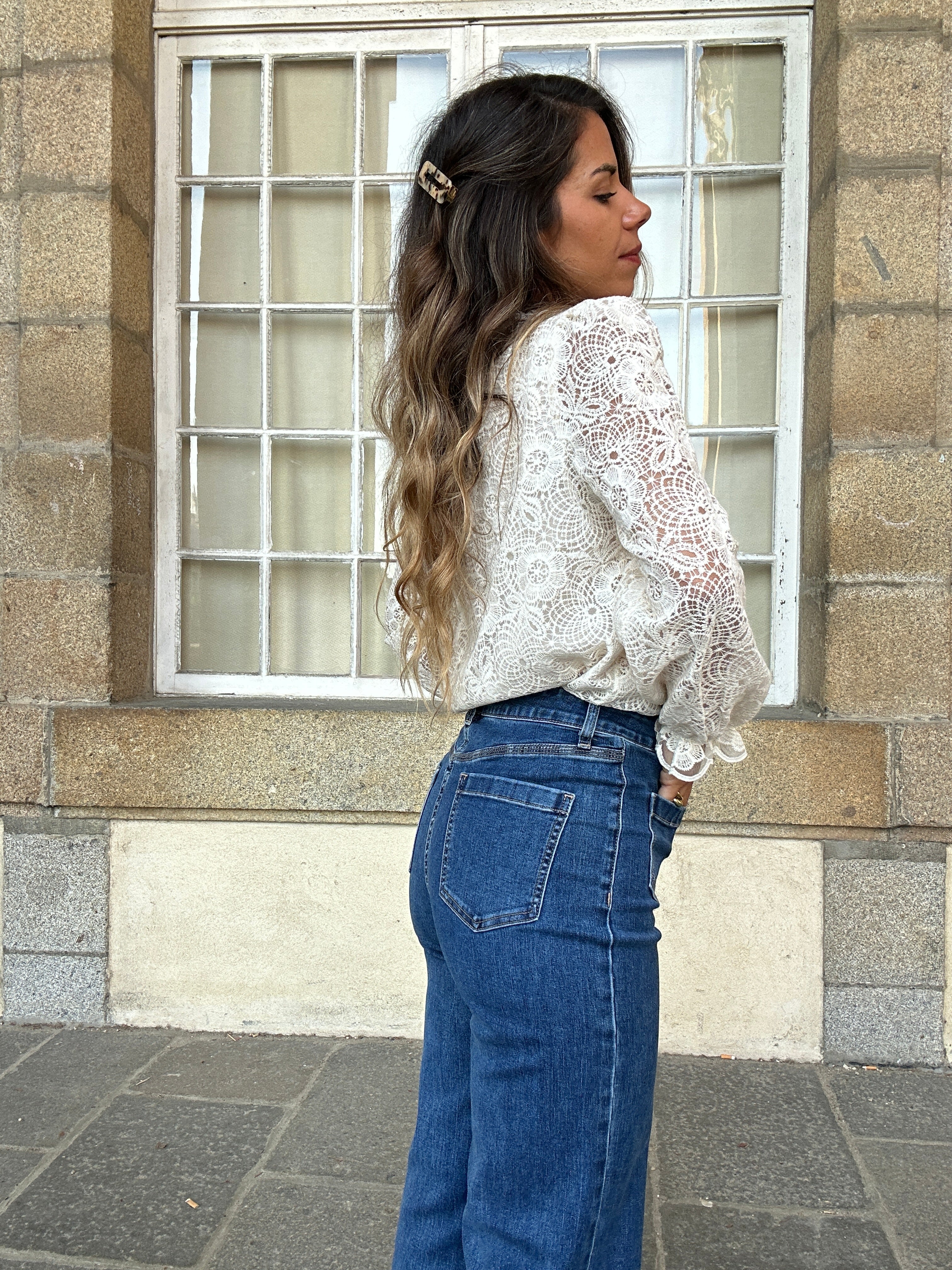 Blouse en dentelle écrue Rosa