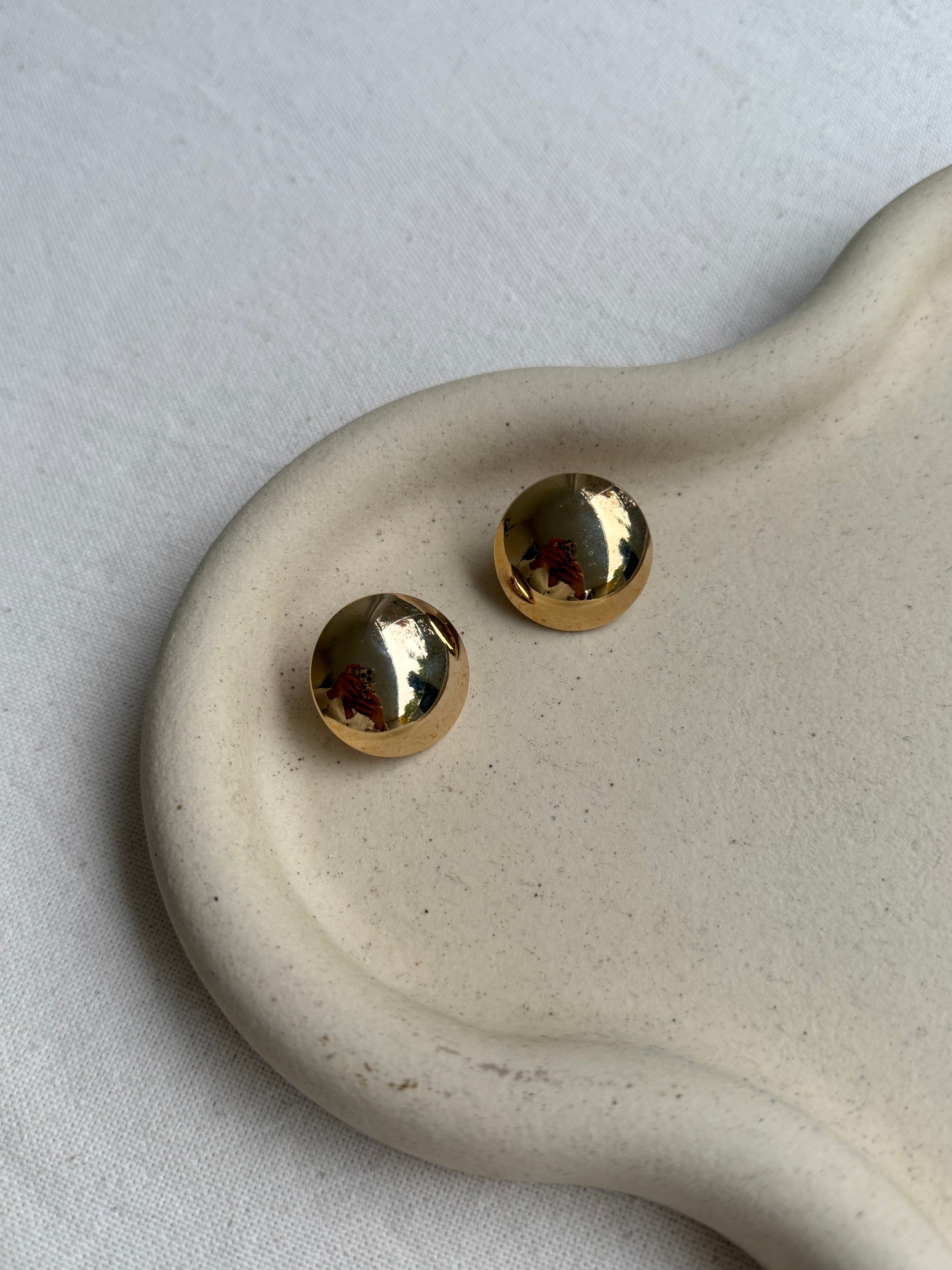 Boucles D’Oreilles Vintage - Dômes Dorés Lisses