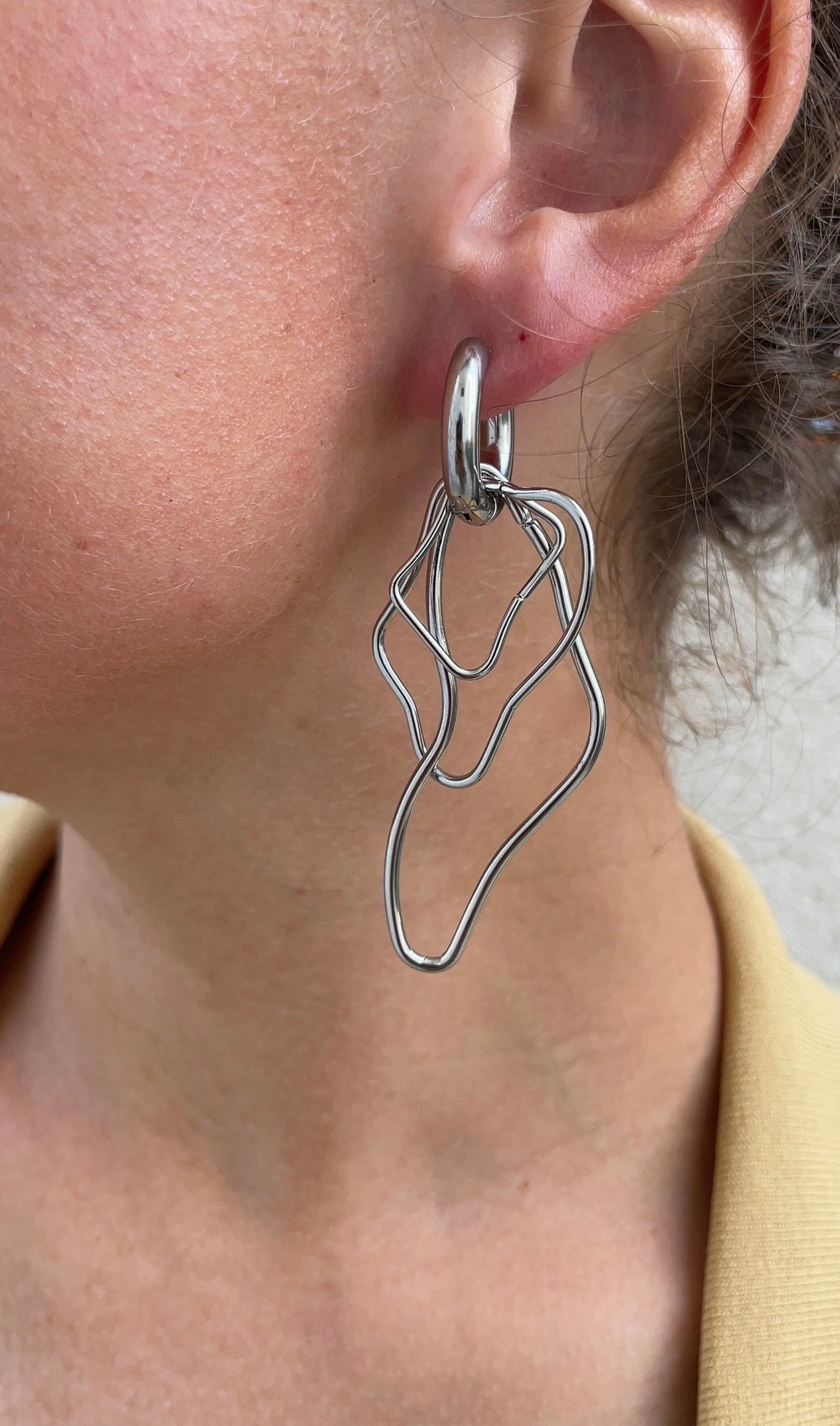 Pendientes Trueno audaz