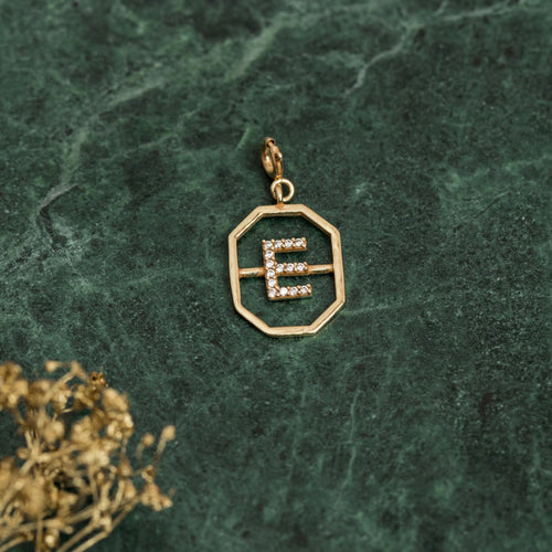 Pendentif E - Or