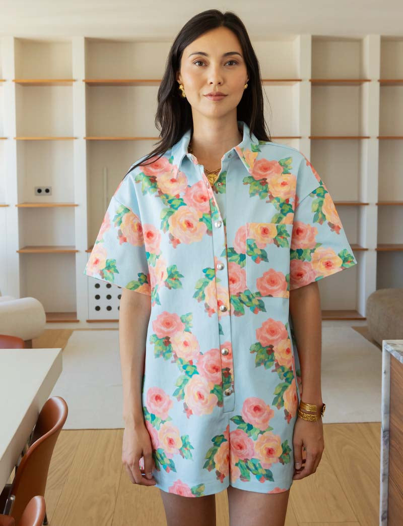 Himmelsblå blommig playsuit Laga