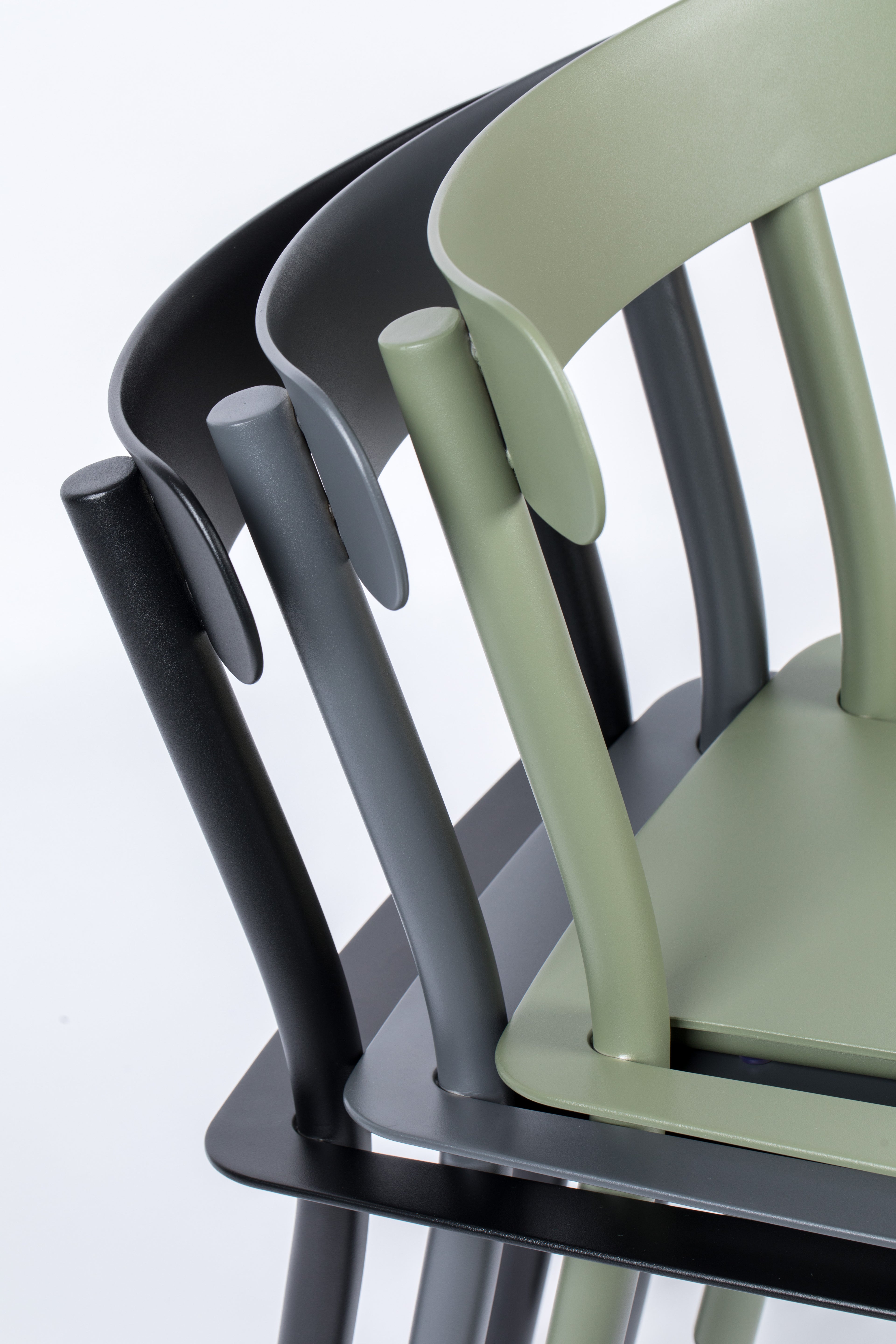 Friday - Outdoor Chair - Aluminum - Black