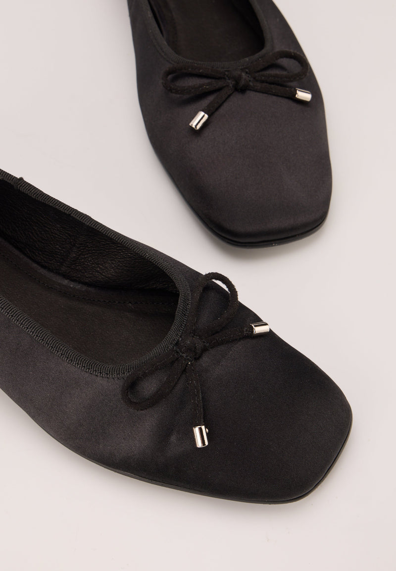 Ballerines - Satin Noir - Carmen