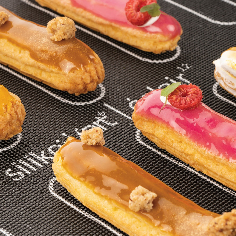 Air Mat Eclair & Choux - Tapis En Silicone Micro-Perforé Et Fibre En Verre - Noir Et Rouge