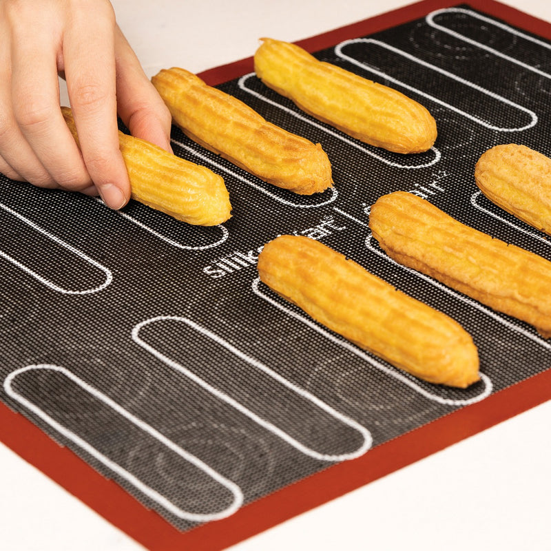 Air Mat Eclair & Choux - Tapis En Silicone Micro-Perforé Et Fibre En Verre - Noir Et Rouge