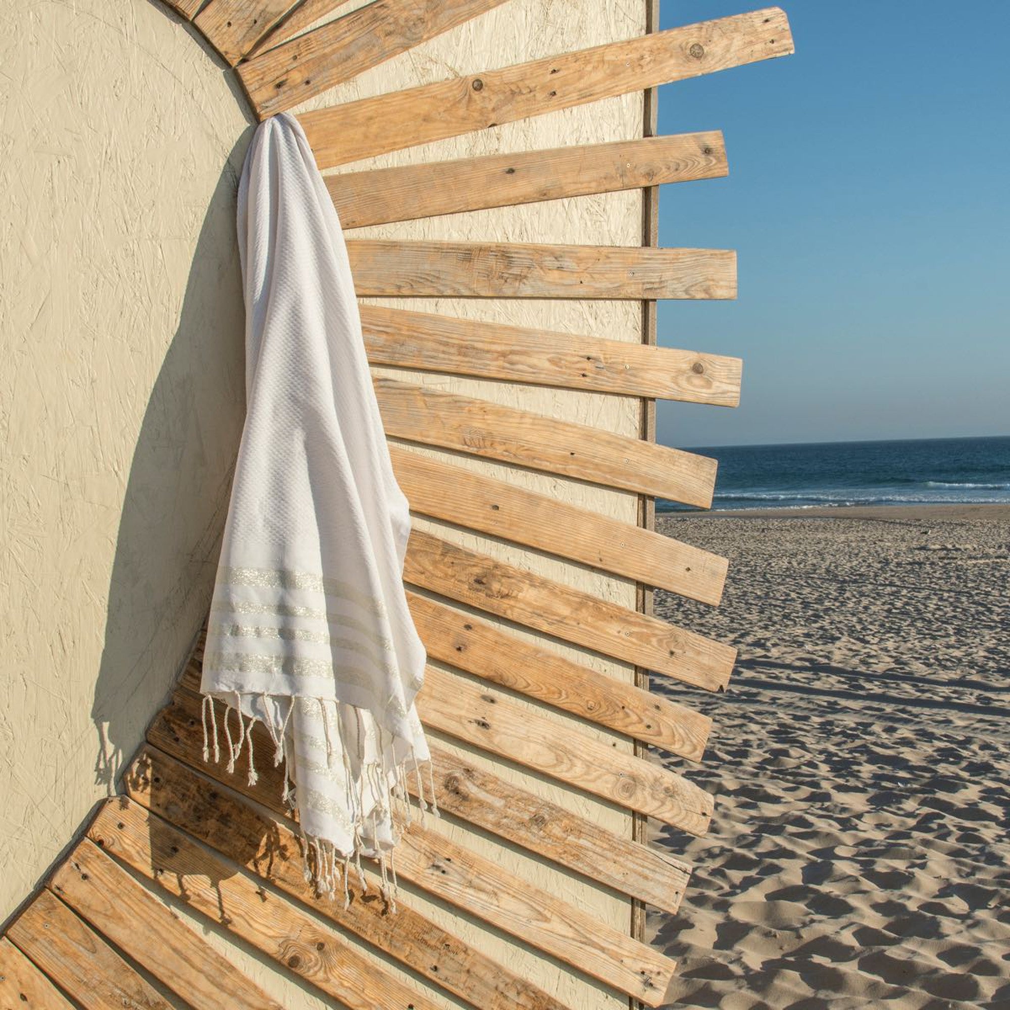 Toalla de baño de algodón nido de abeja 100x200 HAMPTONS blanco / plata
