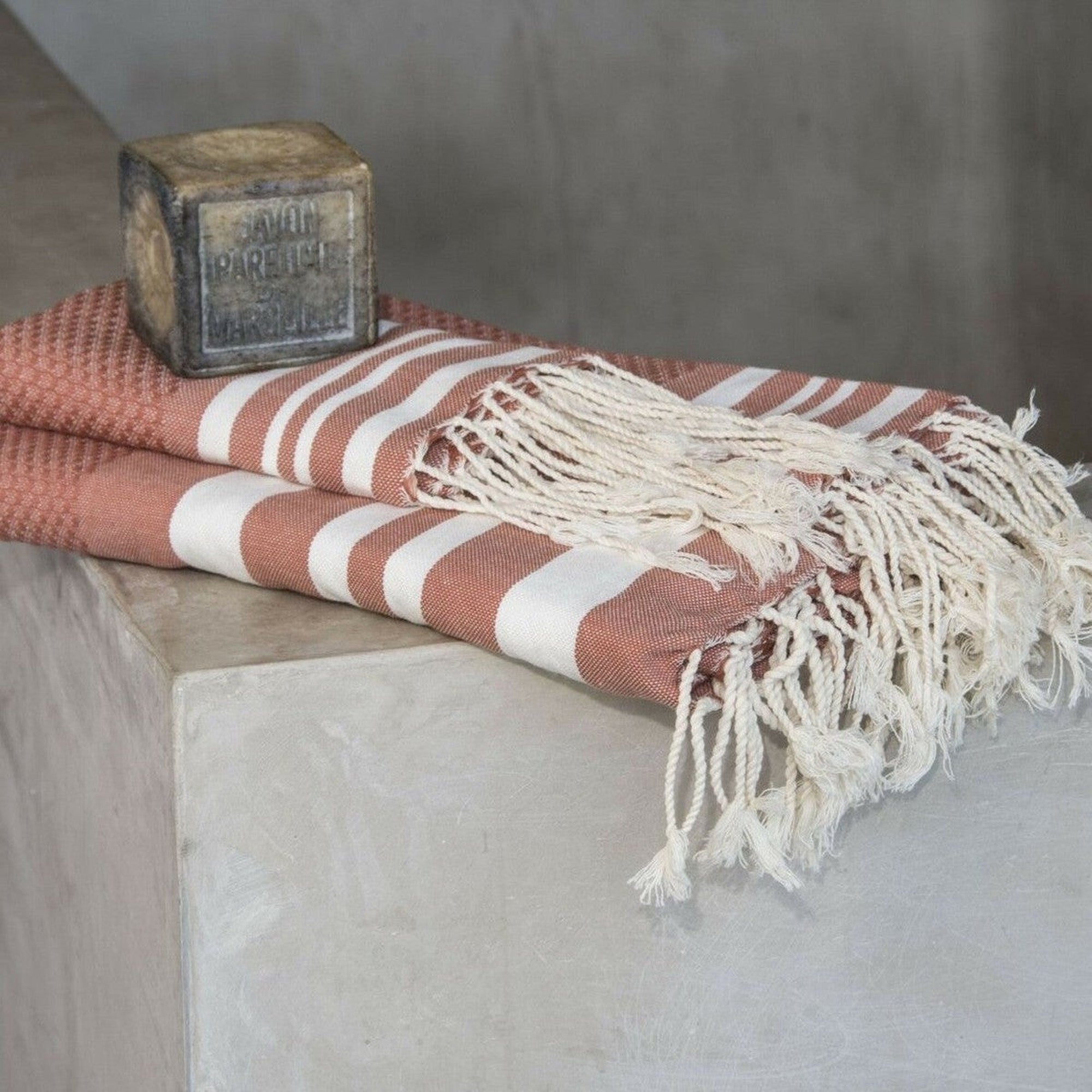 Bath towels (1+2) cotton 100x200+2(40x60) HAMPTONS terracotta / white
