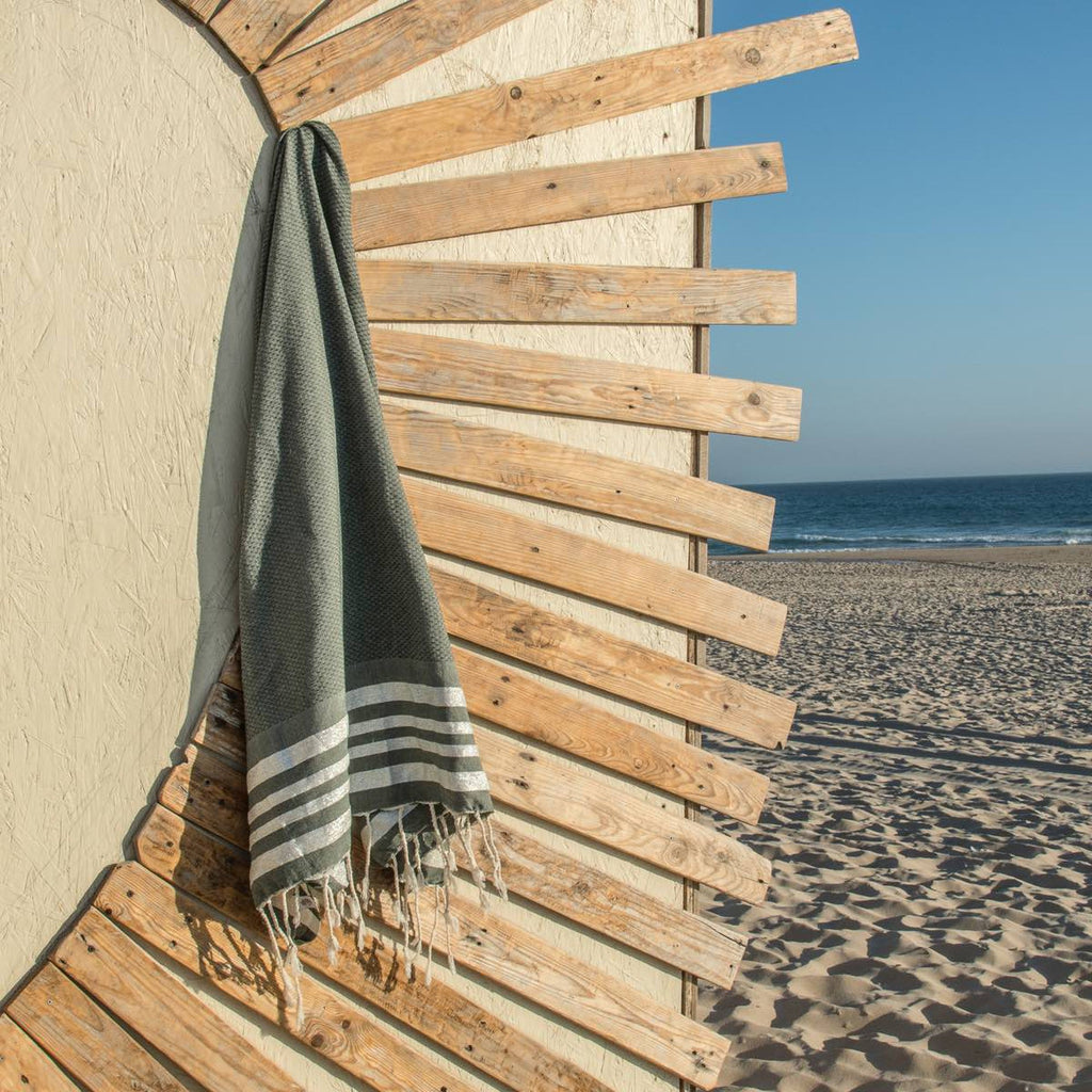 Honeycomb cotton fouta 100x200 HAMPTONS khaki green / silver