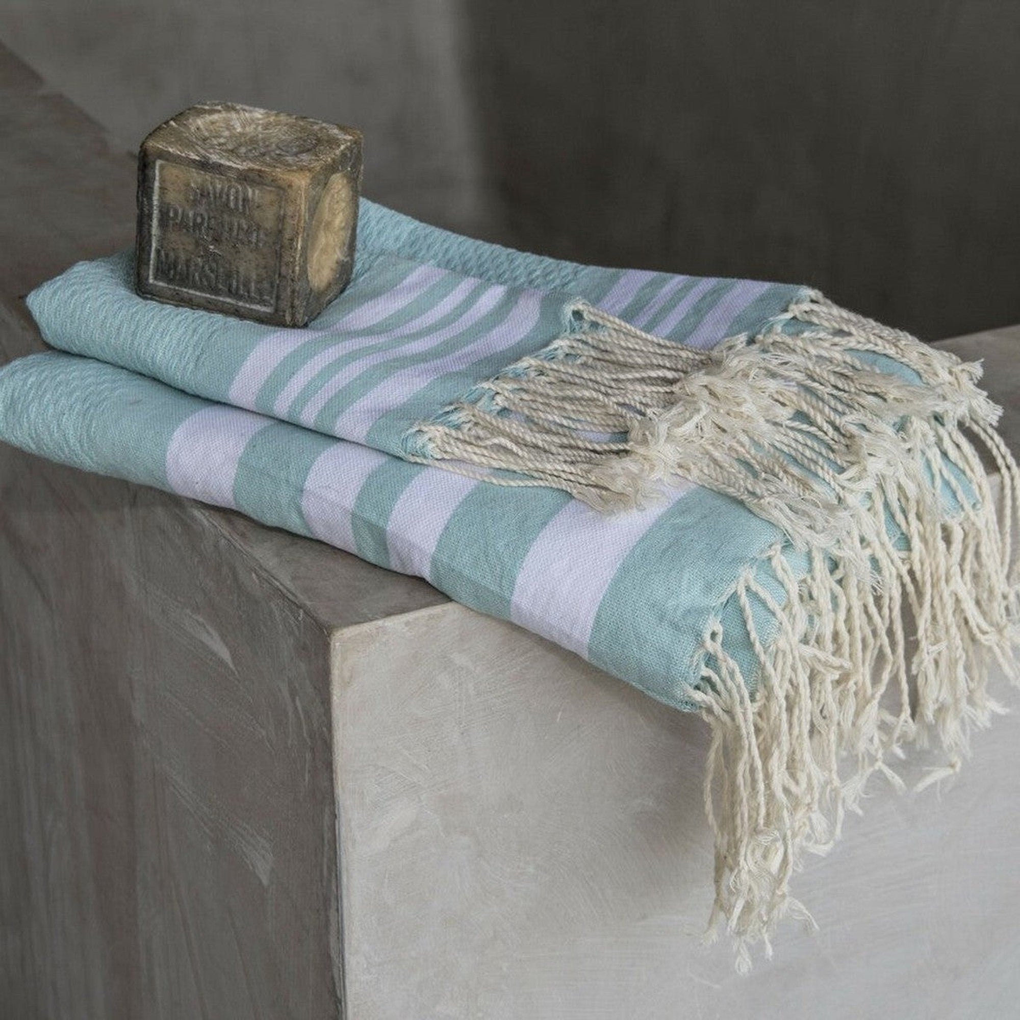 Juego de baño Hamptons - Aqua / Blanco