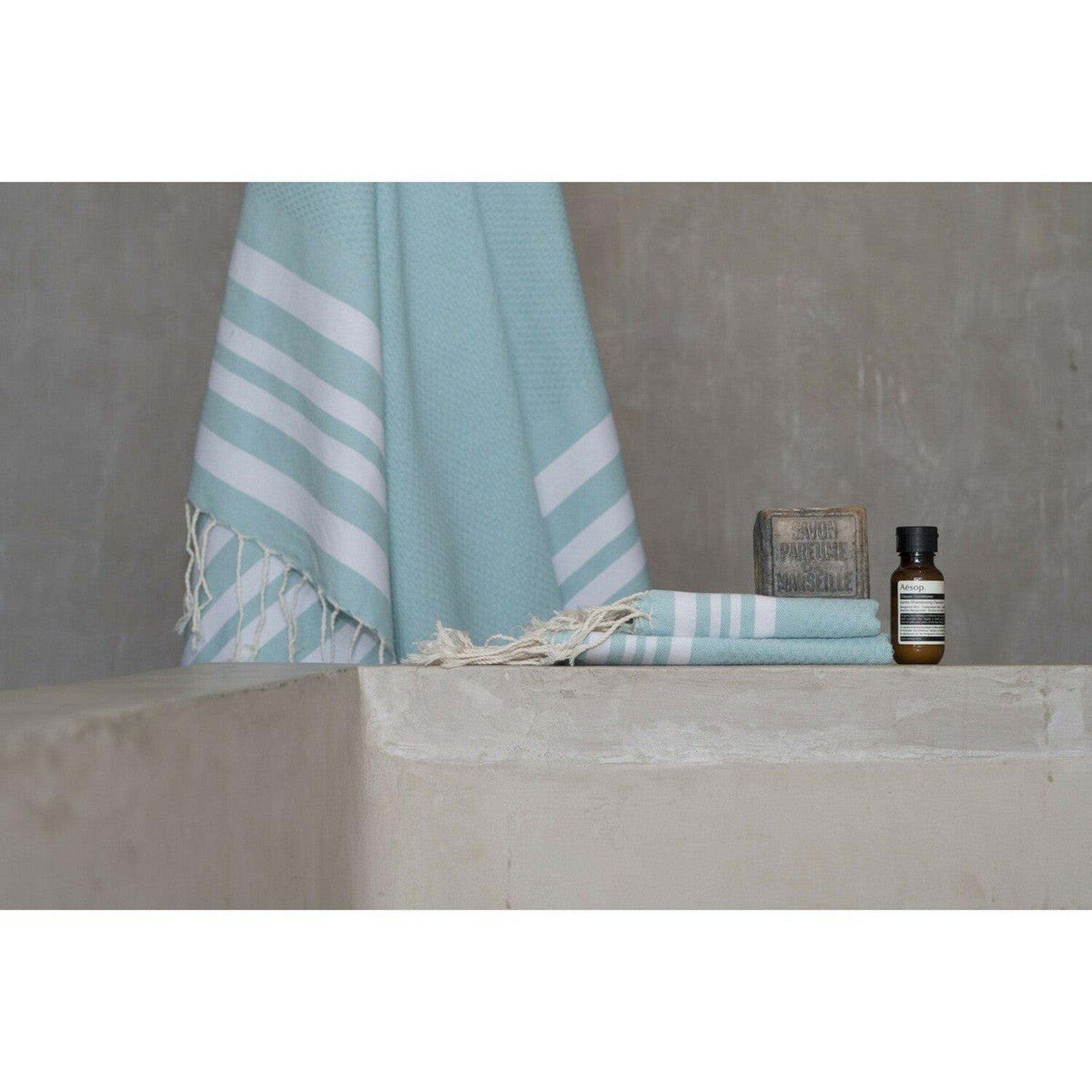 Juego de baño Hamptons - Aqua / Blanco