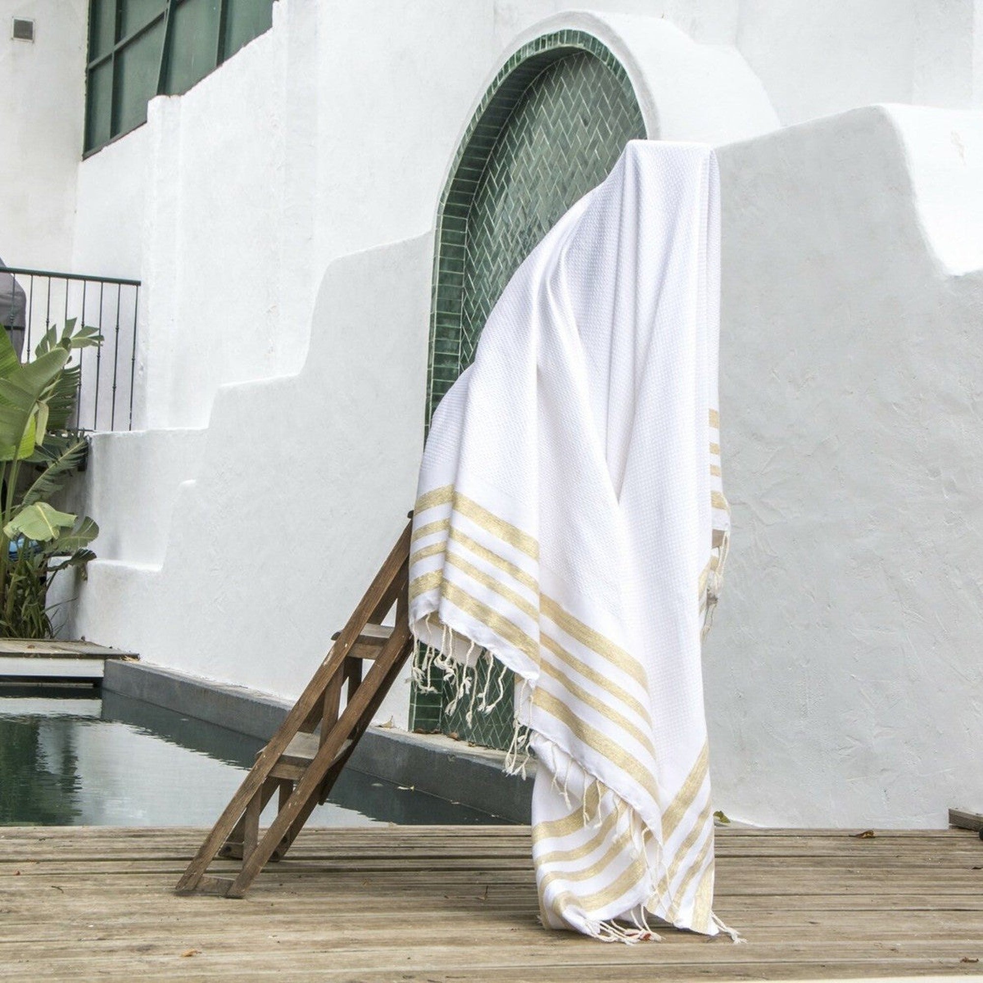 Fouta XXL coton 200x200 HAMPTONS blanc / or