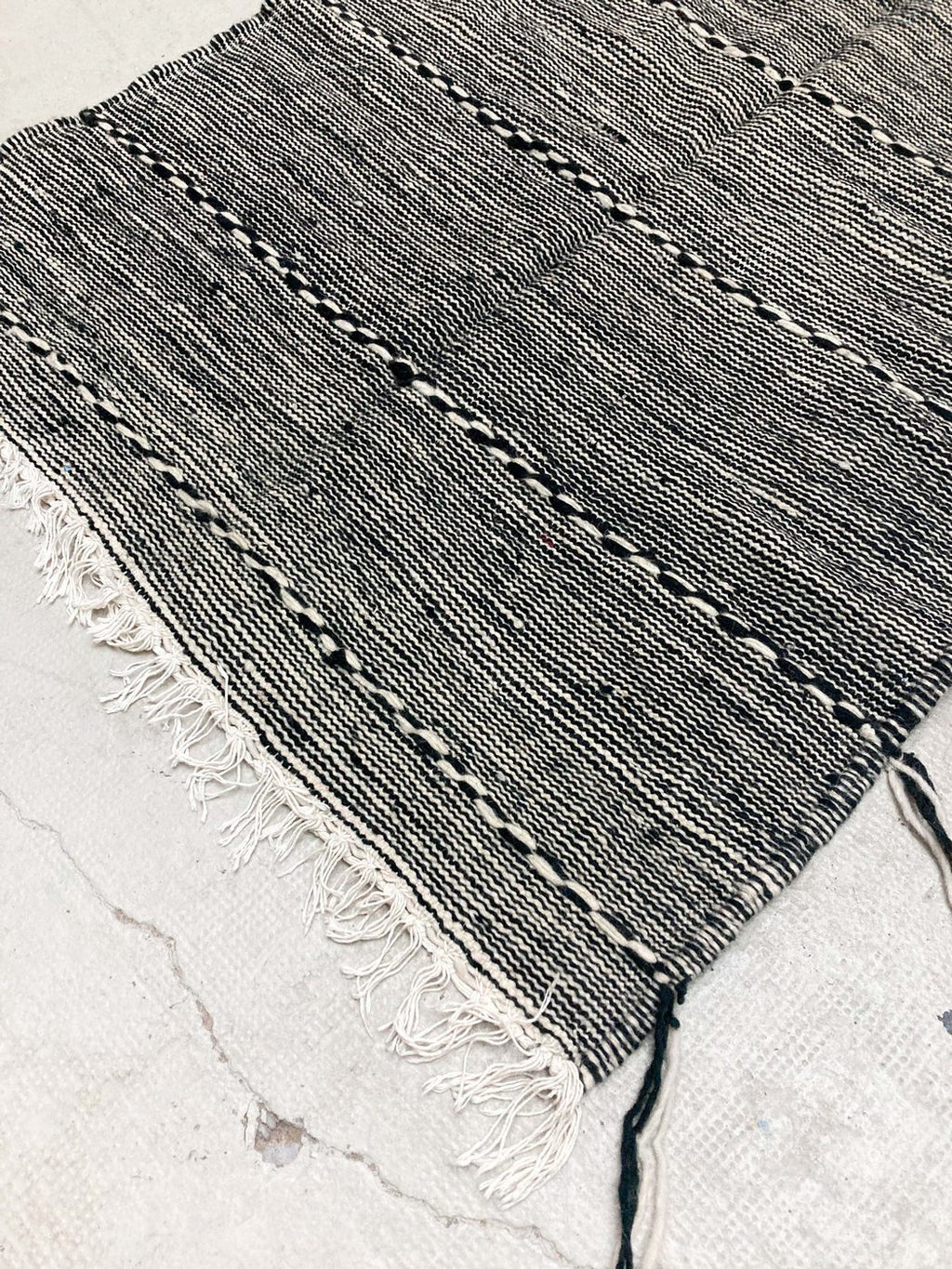 Kilim bereber marroquí 1,48 × 0,97 m