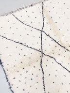 Alfombra bereber marroquí Beni Ouarain 2,35 × 1,57 m