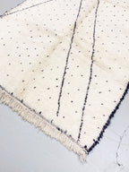 Alfombra bereber marroquí Beni Ouarain 2,35 × 1,57 m