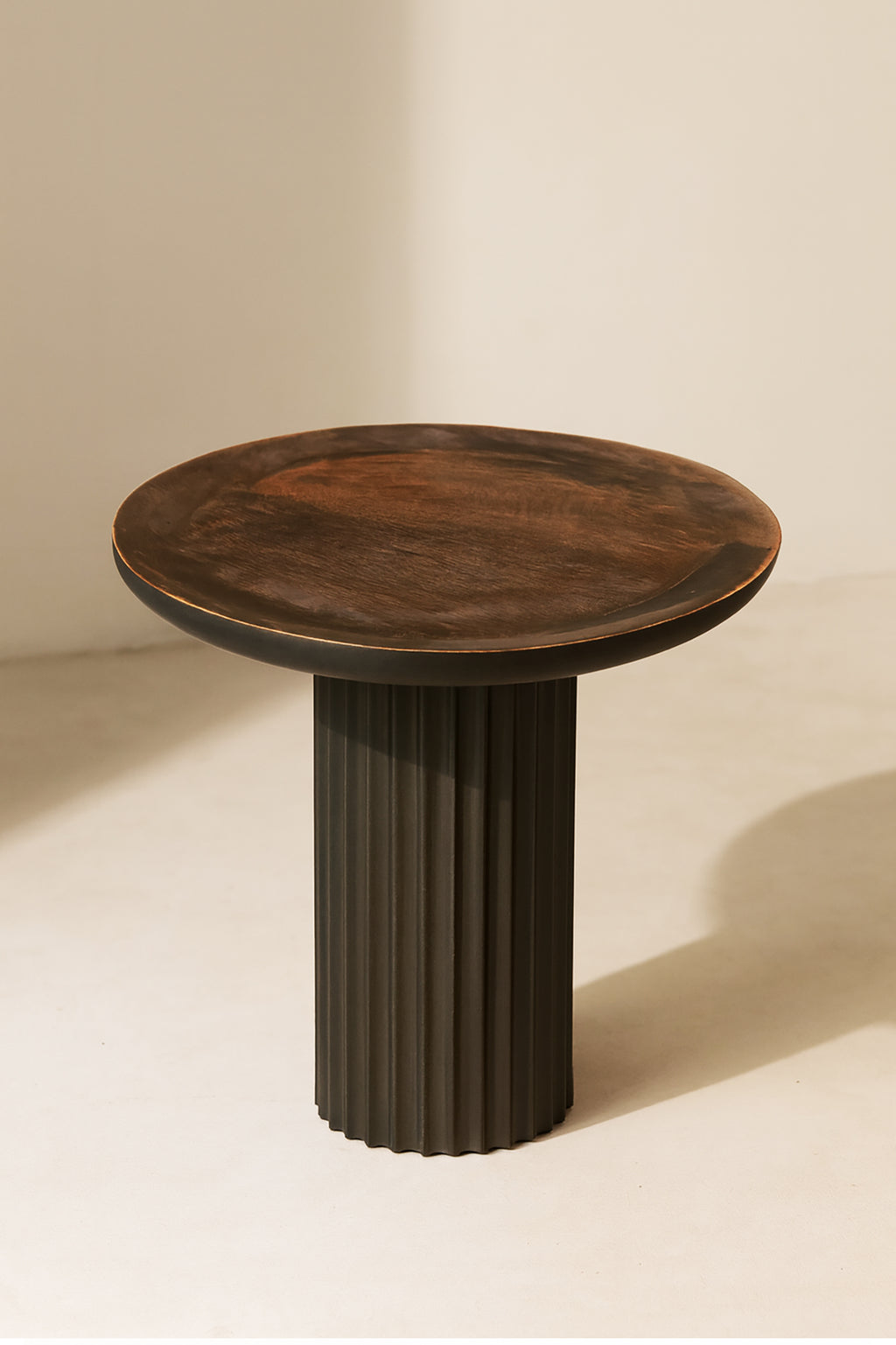 Sören Side Cabinet With Tray - Enameled Mango Wood