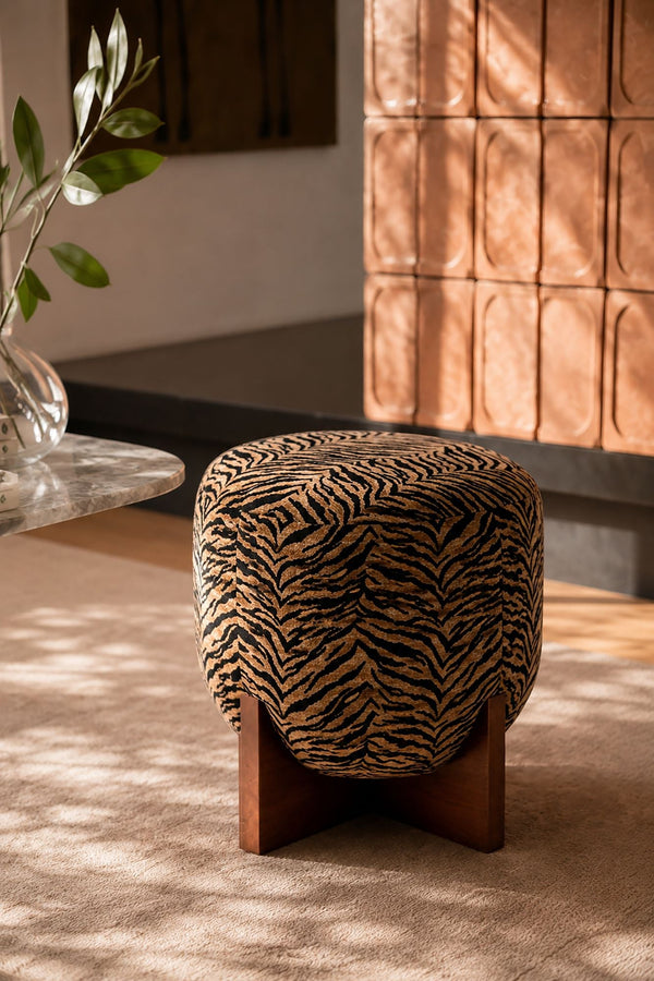Tiger – Hocker – Stoff mit Tigermuster – Braun