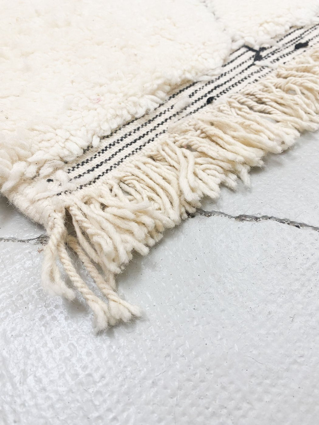 Beni Ouarain Berber rug 2.84 × 1.98 m